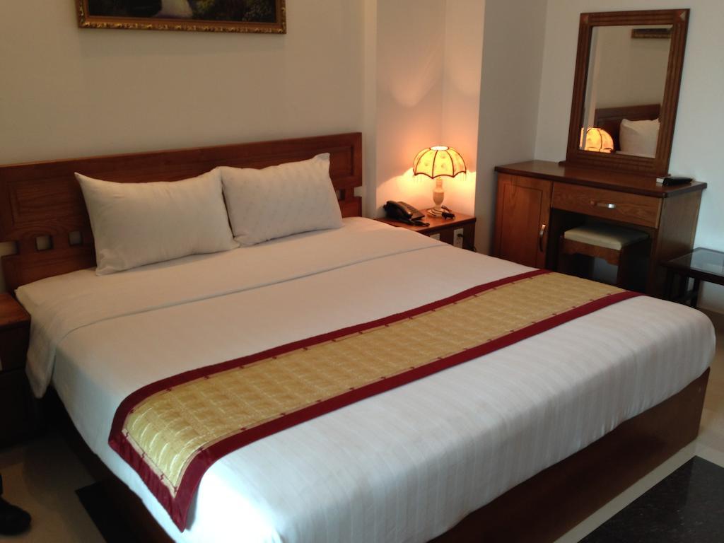 Nam Son Hotel