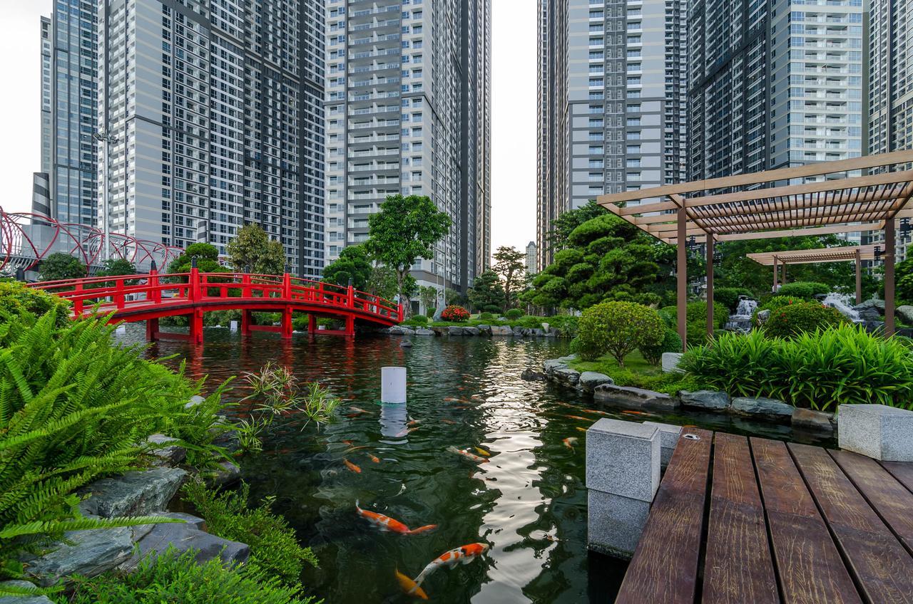 Huyen Vinhomes Central Park *