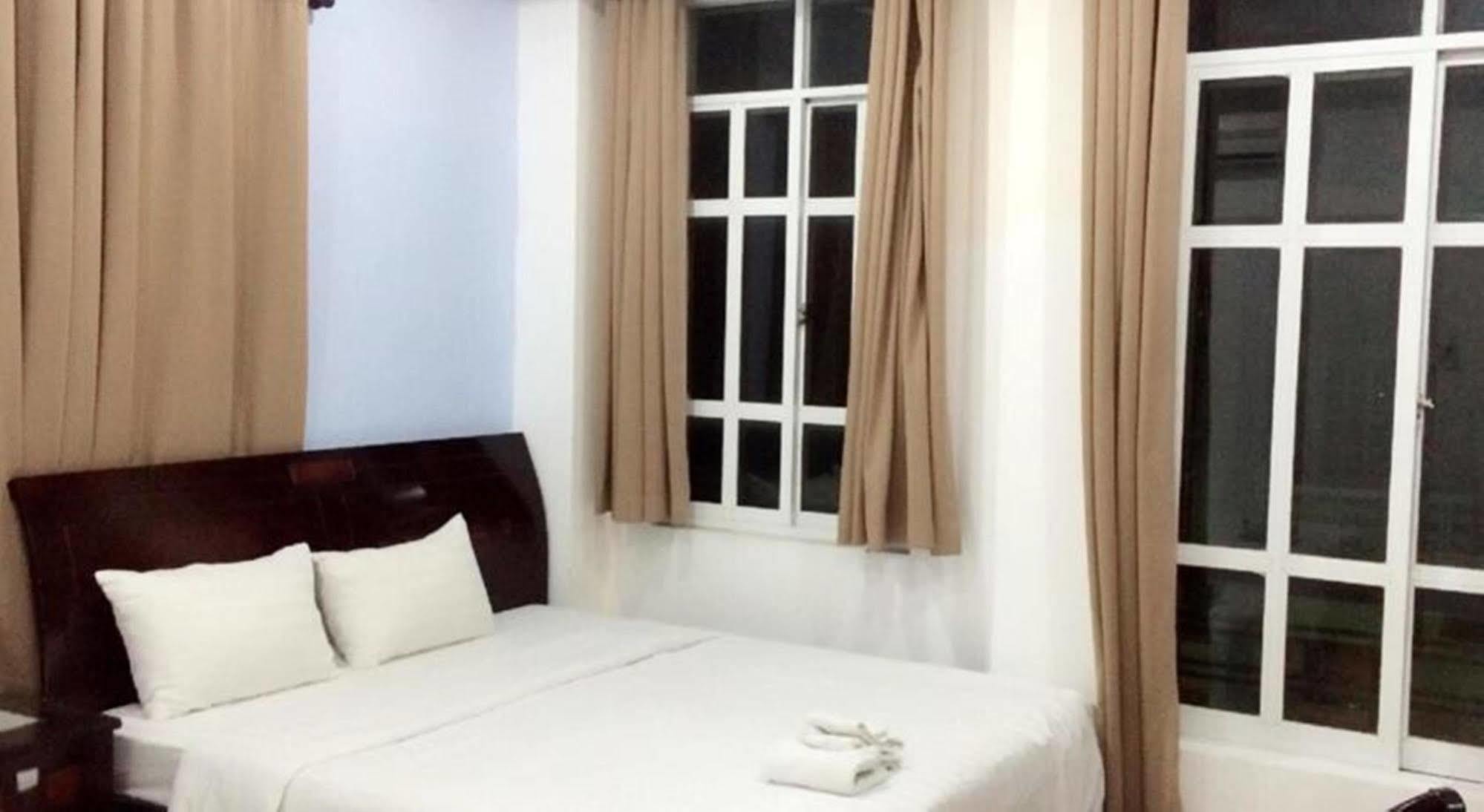 Saigon Zoom Hotel *