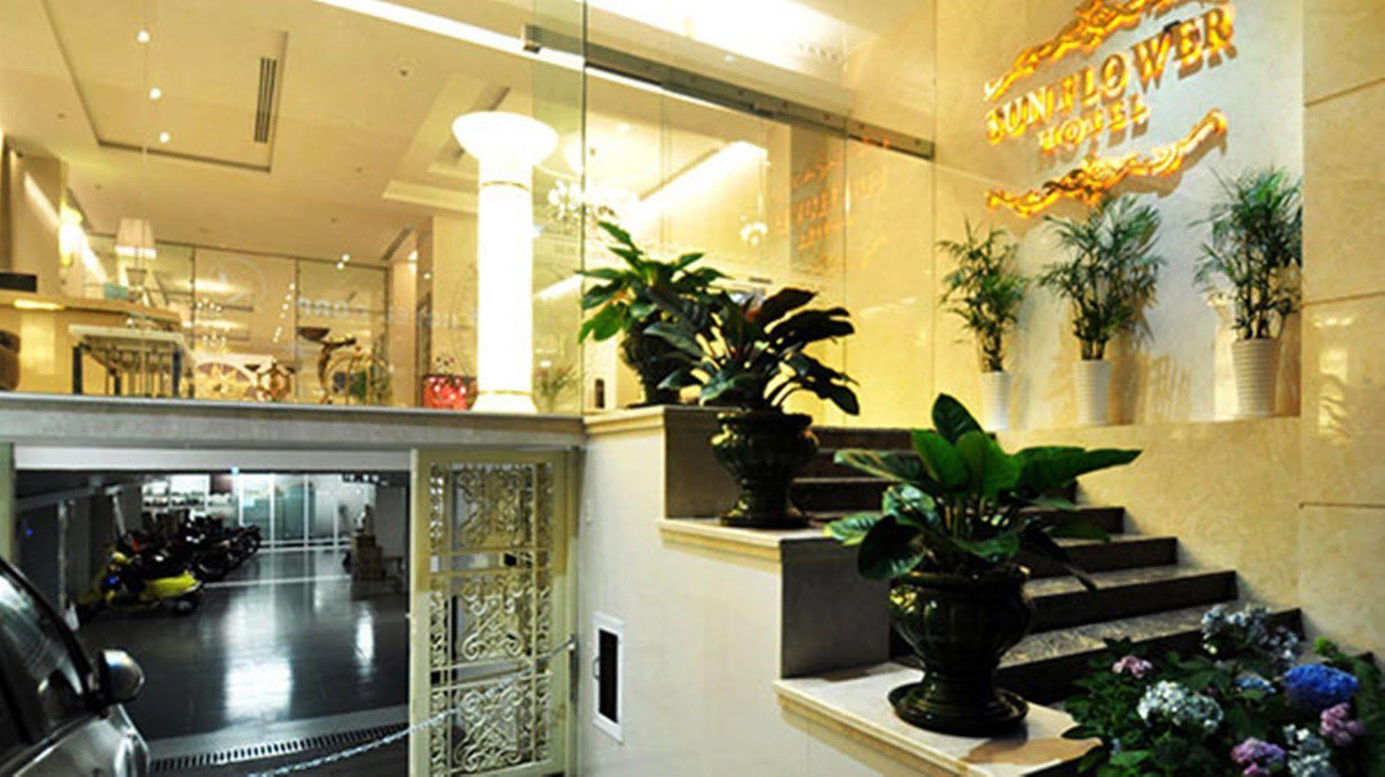 Sunflower Luxury Hồ Chí Minh 3*