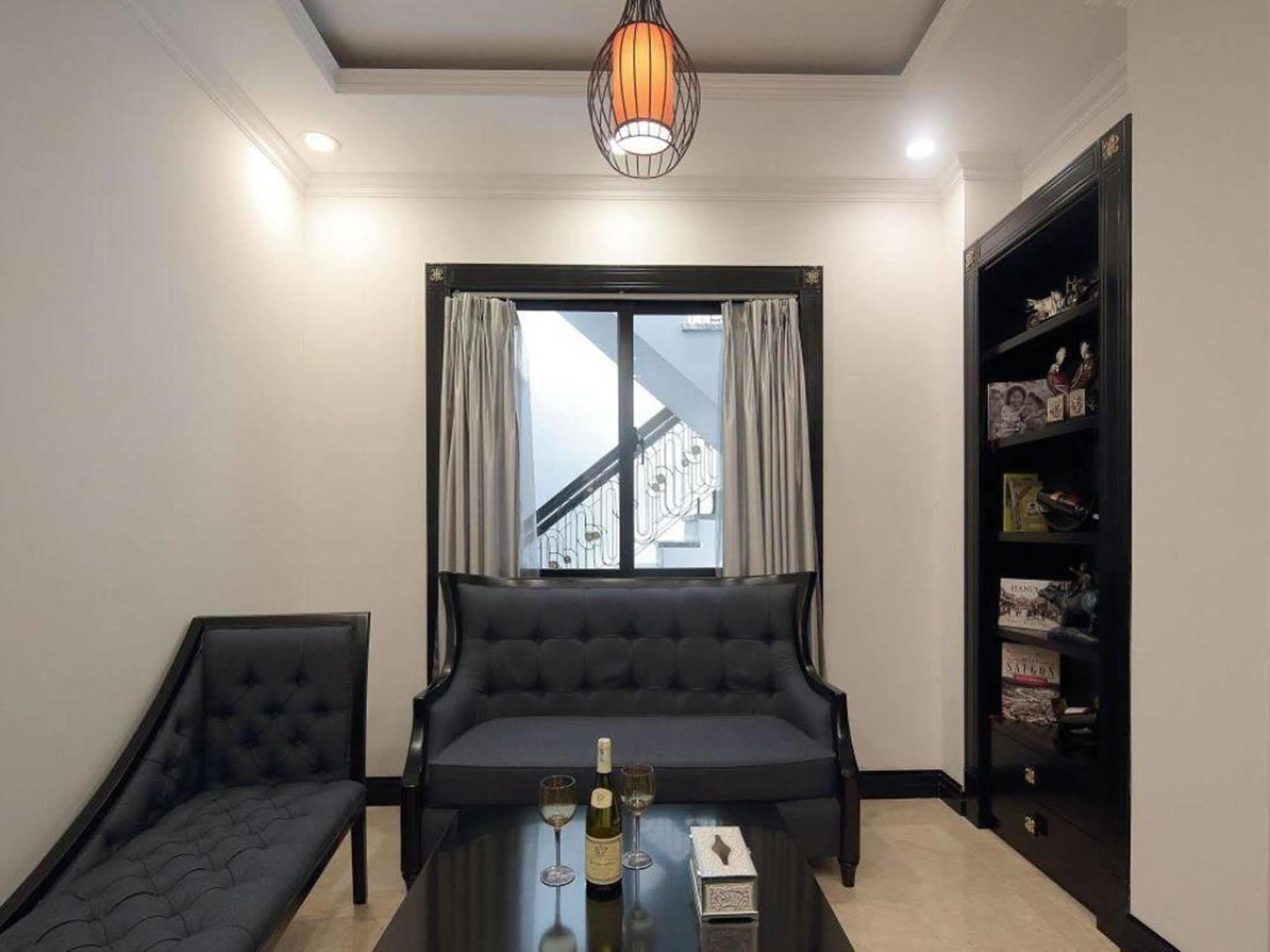 Hotel A25 - 06 Truong Dinh 3*