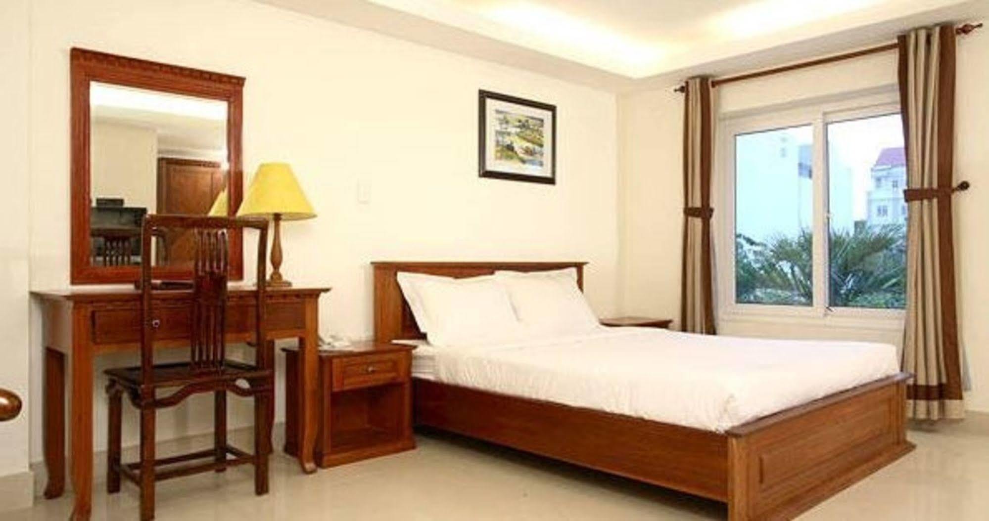 Khách sạn Golf
