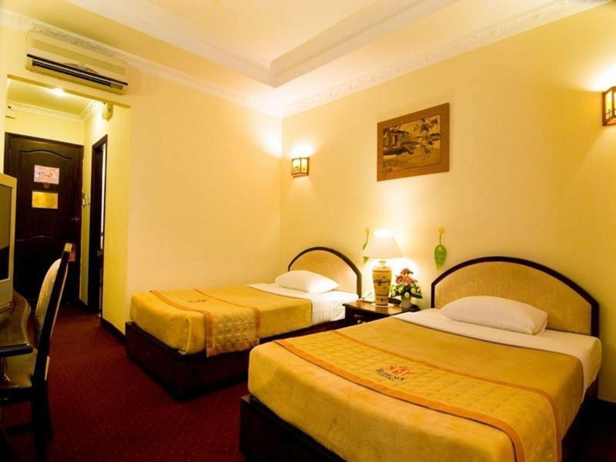 Hotel Huong Sen Ho Chi Minh City