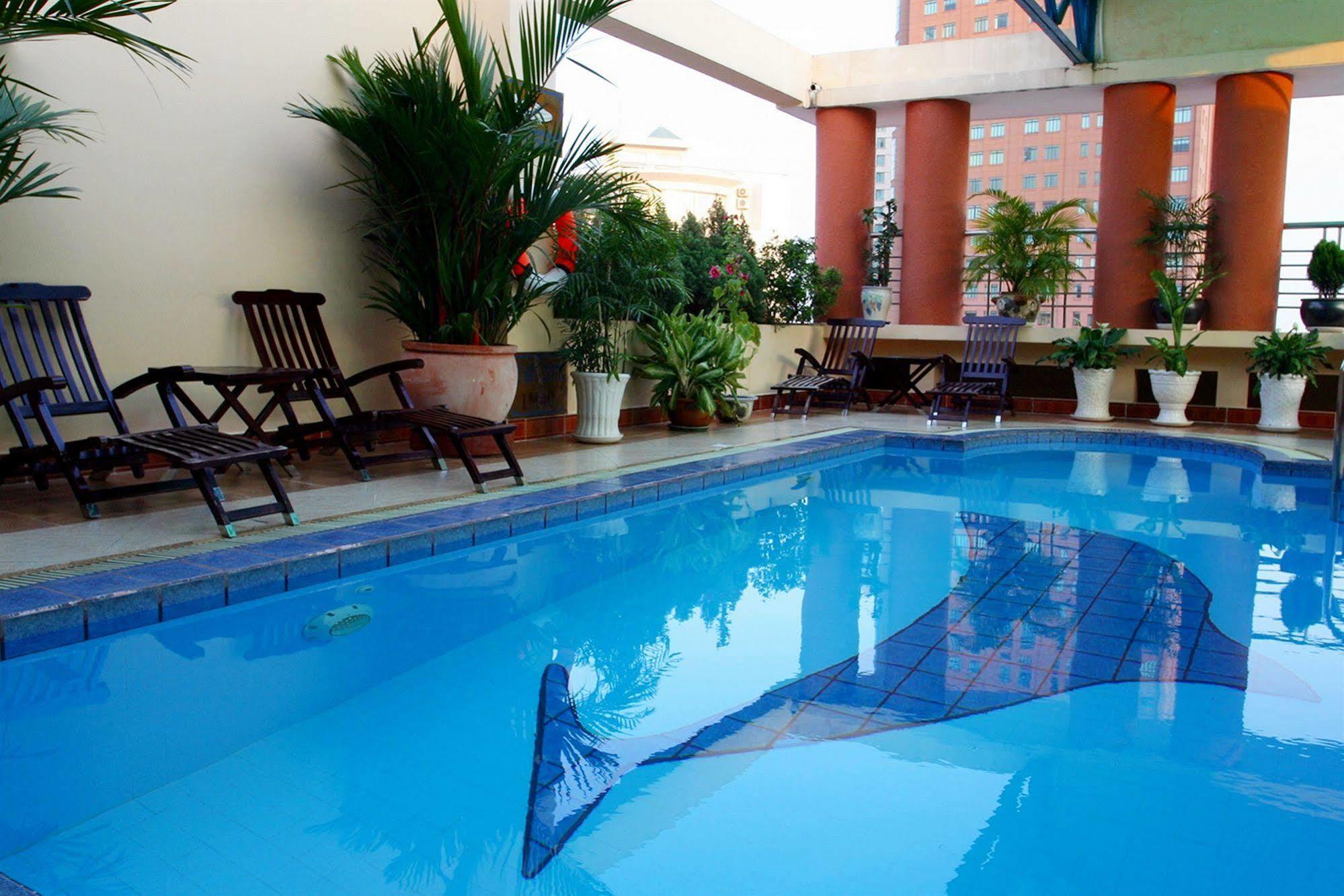 Huong Sen Hotel 3*