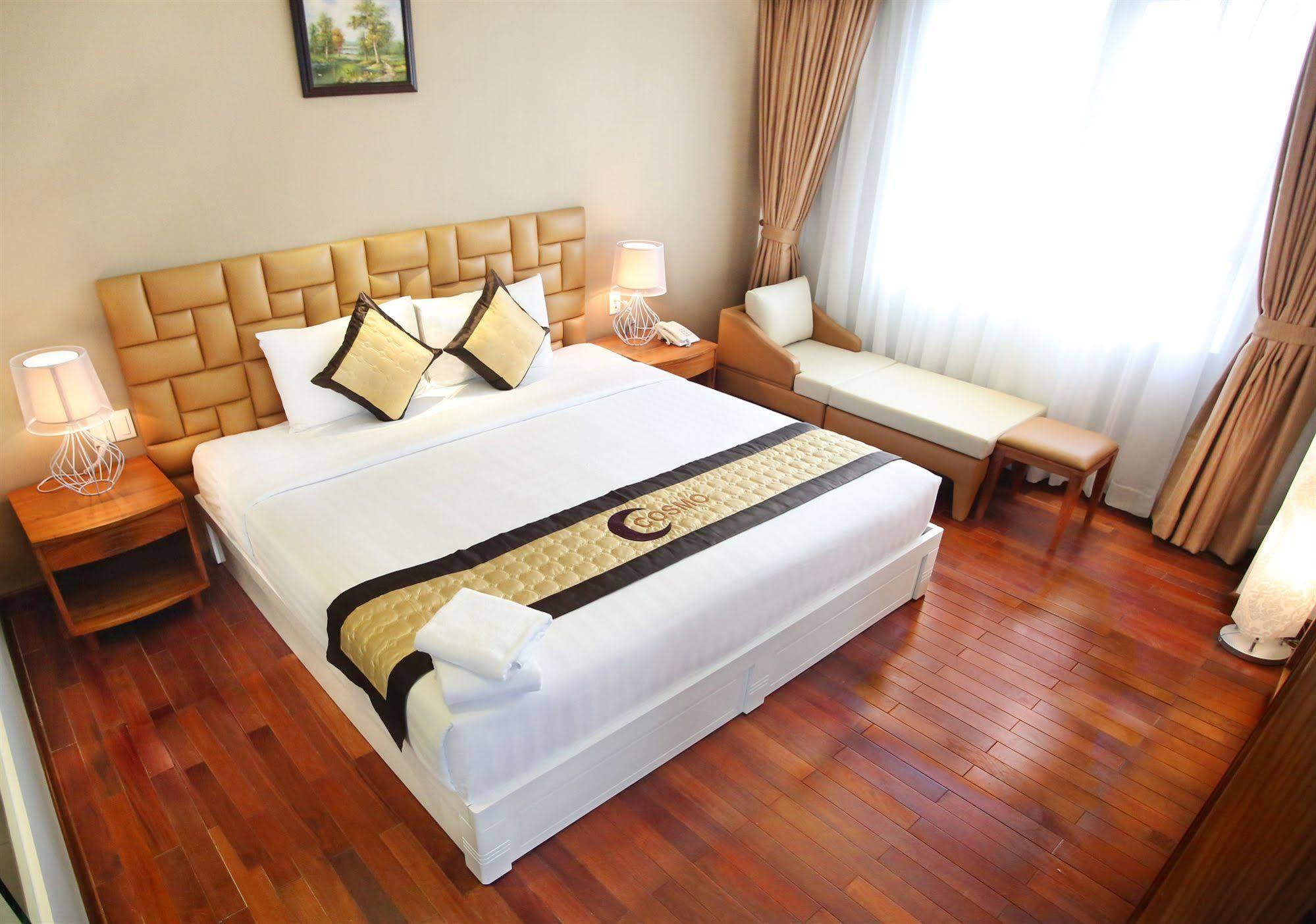 Hotel Cosmopolitan Ho Chi Minh City