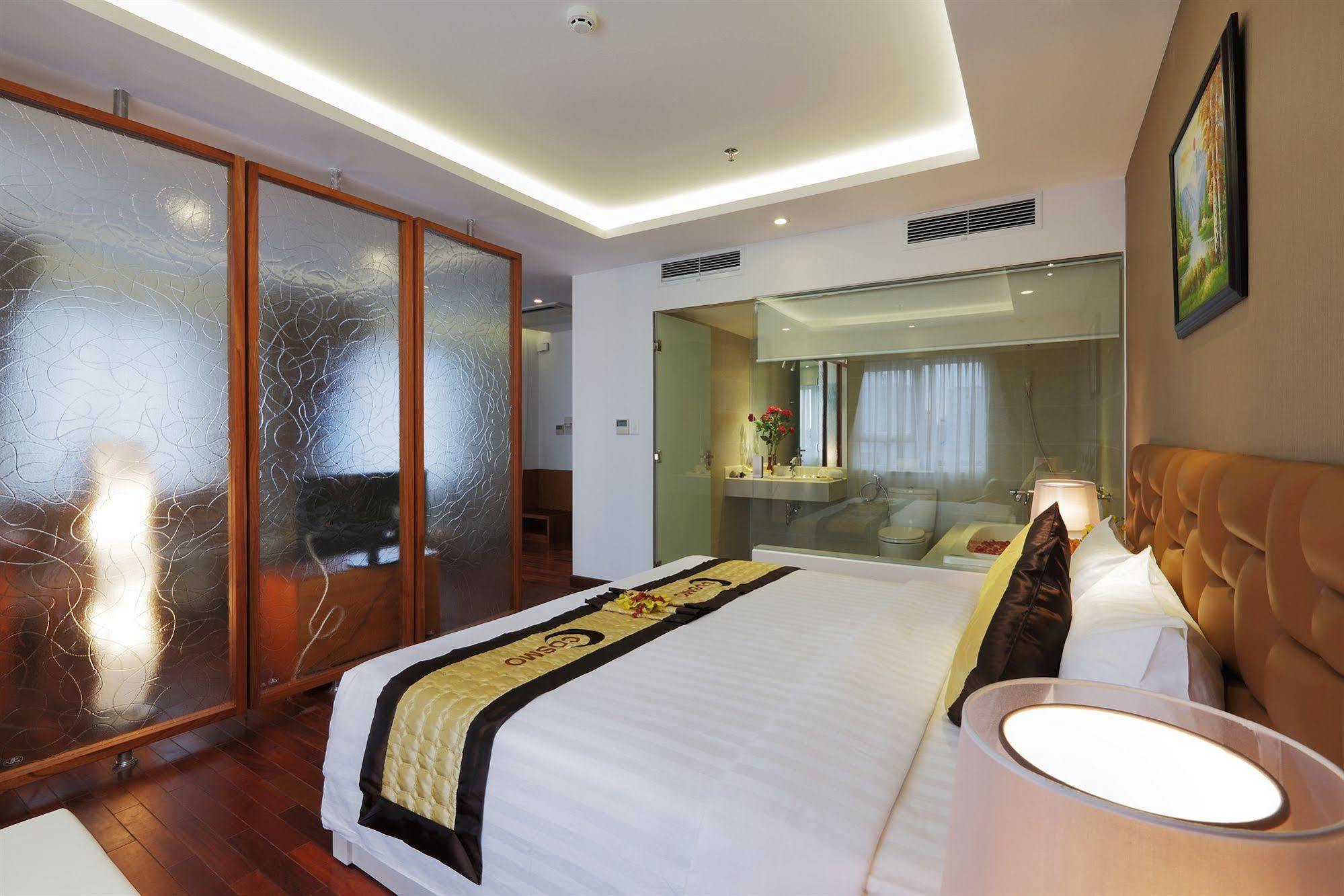 Hotel Cosmopolitan 3*
