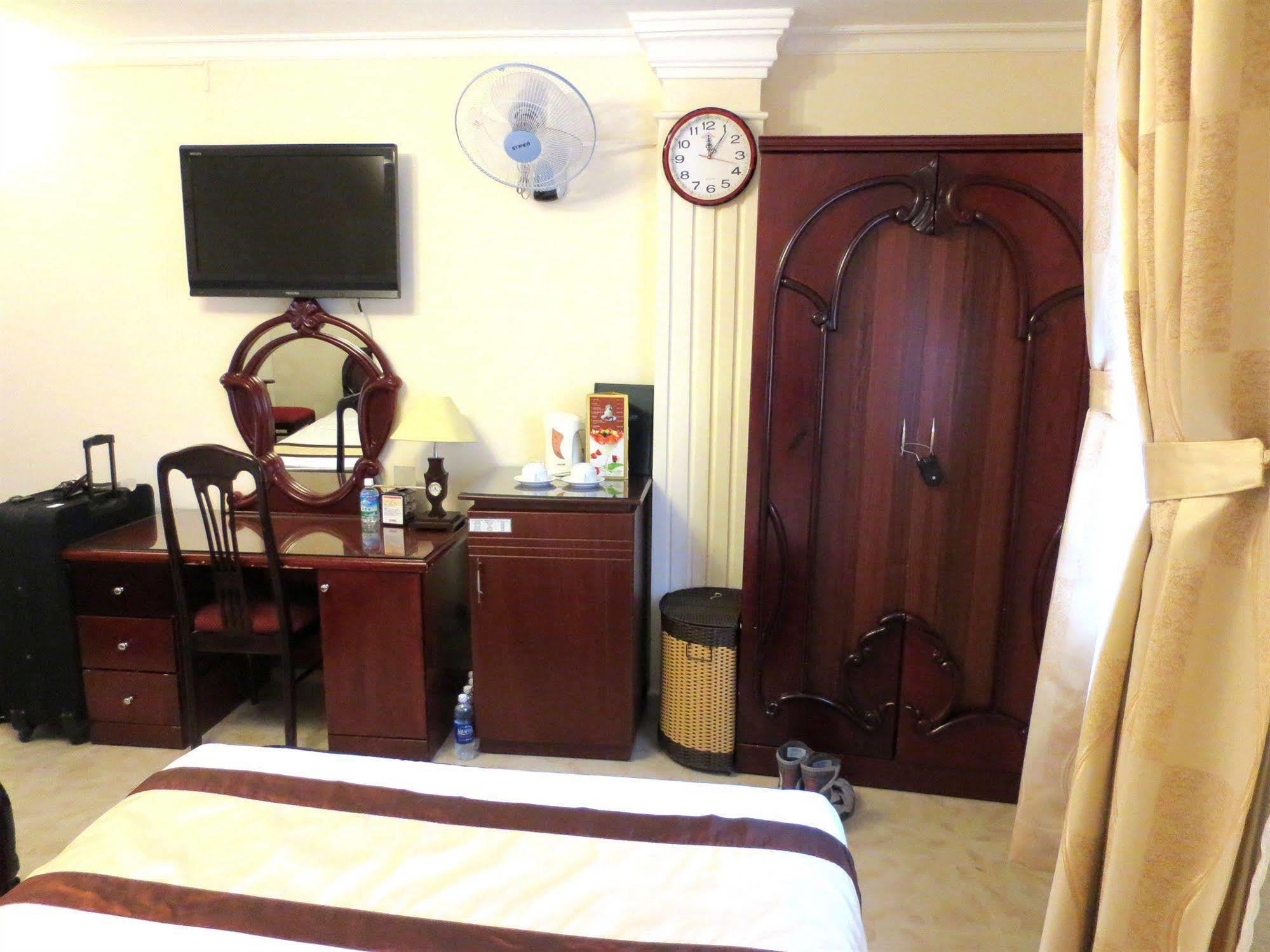 View & Apartment