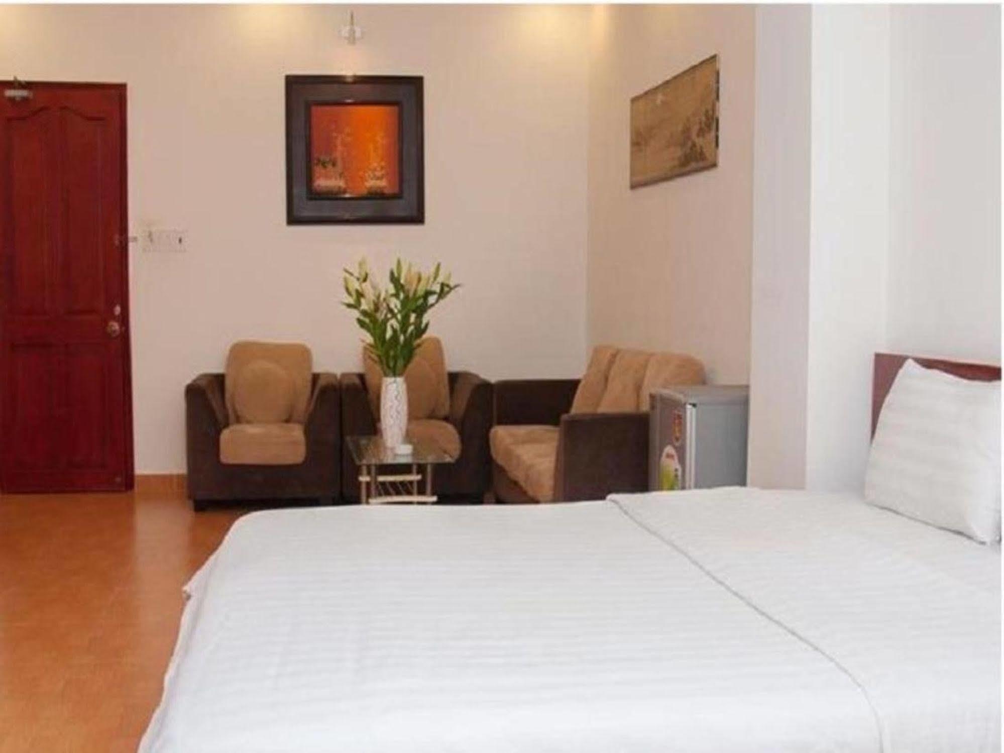 Tn Hotel 2*