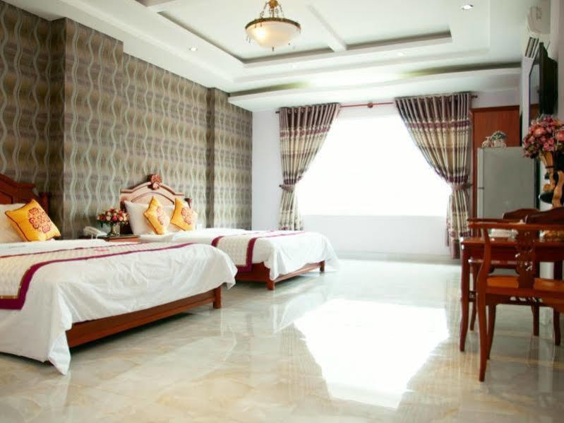 Sunrise Airport Hotel