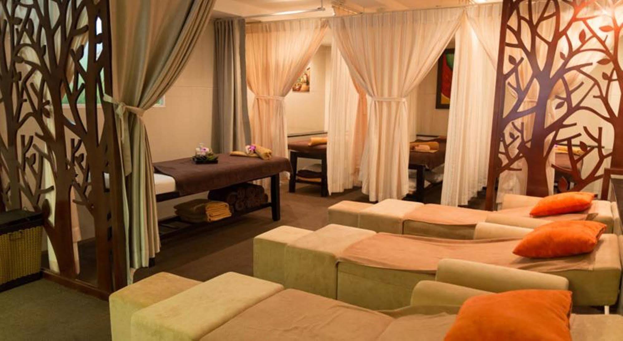 Hotel Saigon Europe & 3*