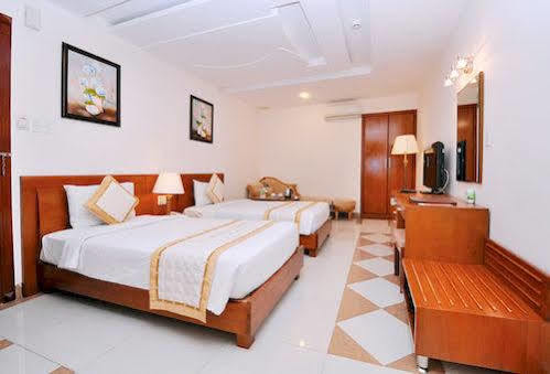 Hotel Tan Hoang Long District 5 3*
