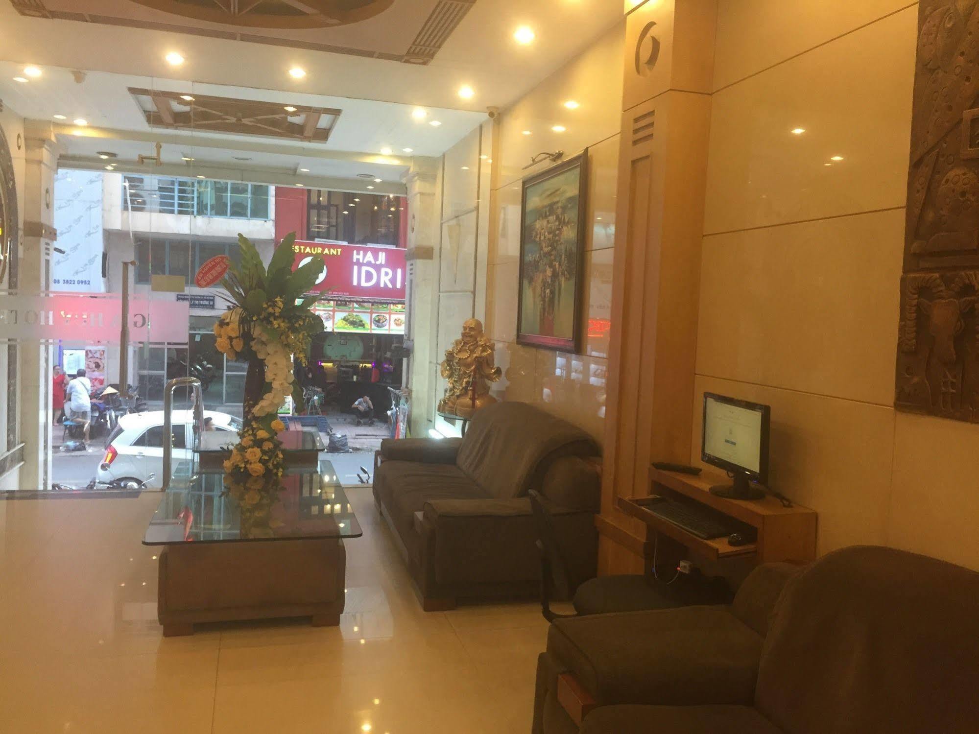 Gia Huy Hotel 2*