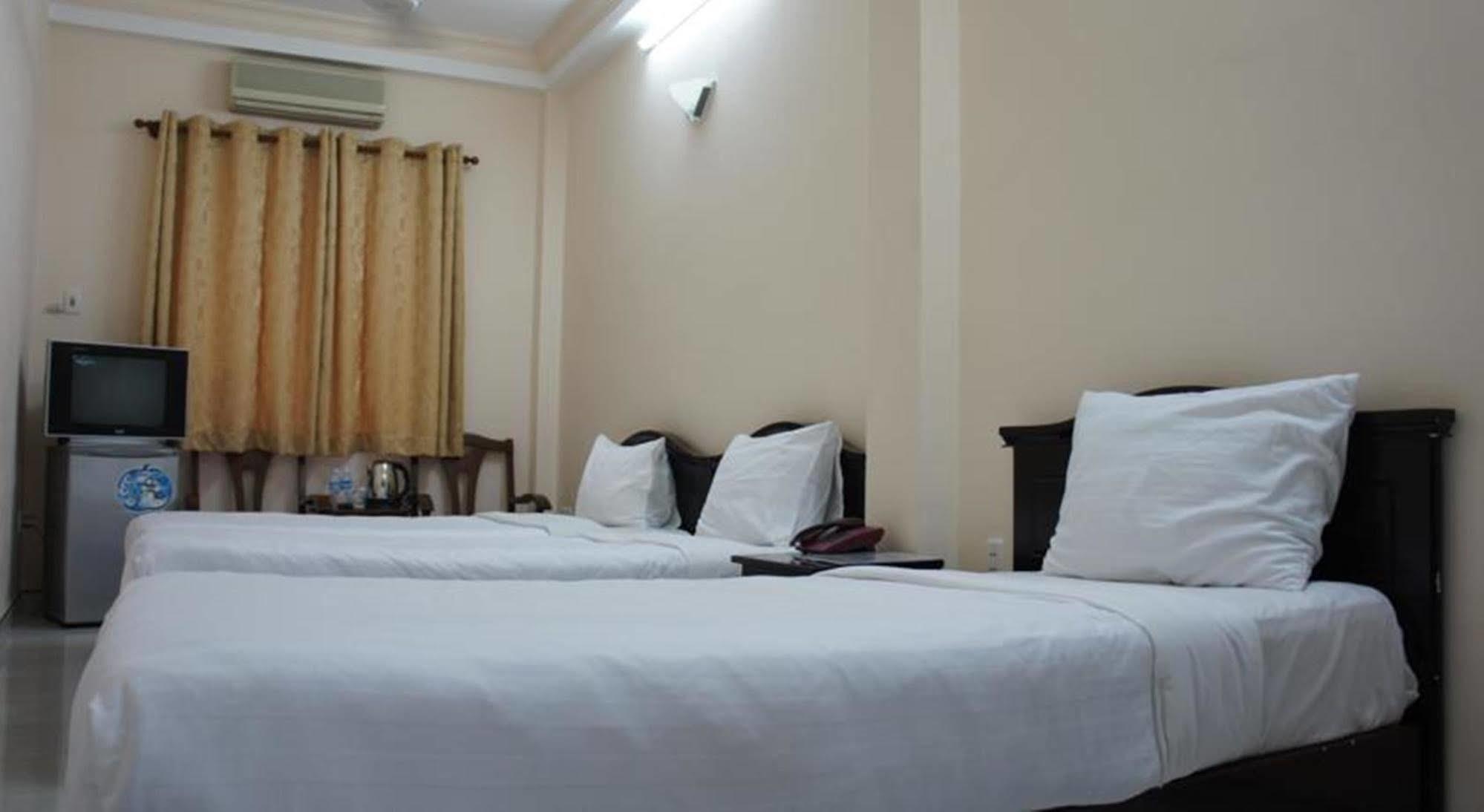 Hotel Elegant 2*