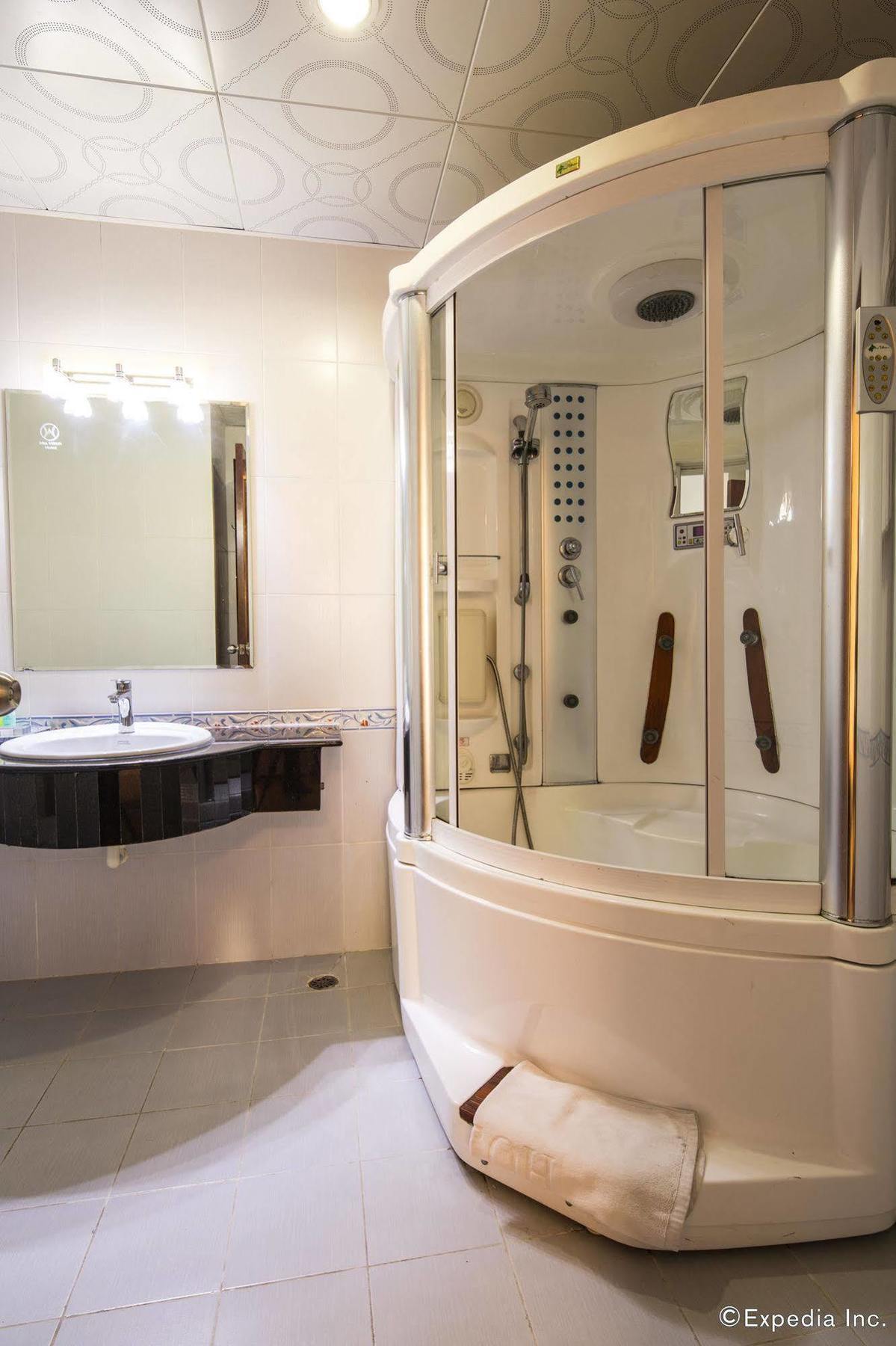 Hotel Kin Ly Tu Trong 4*