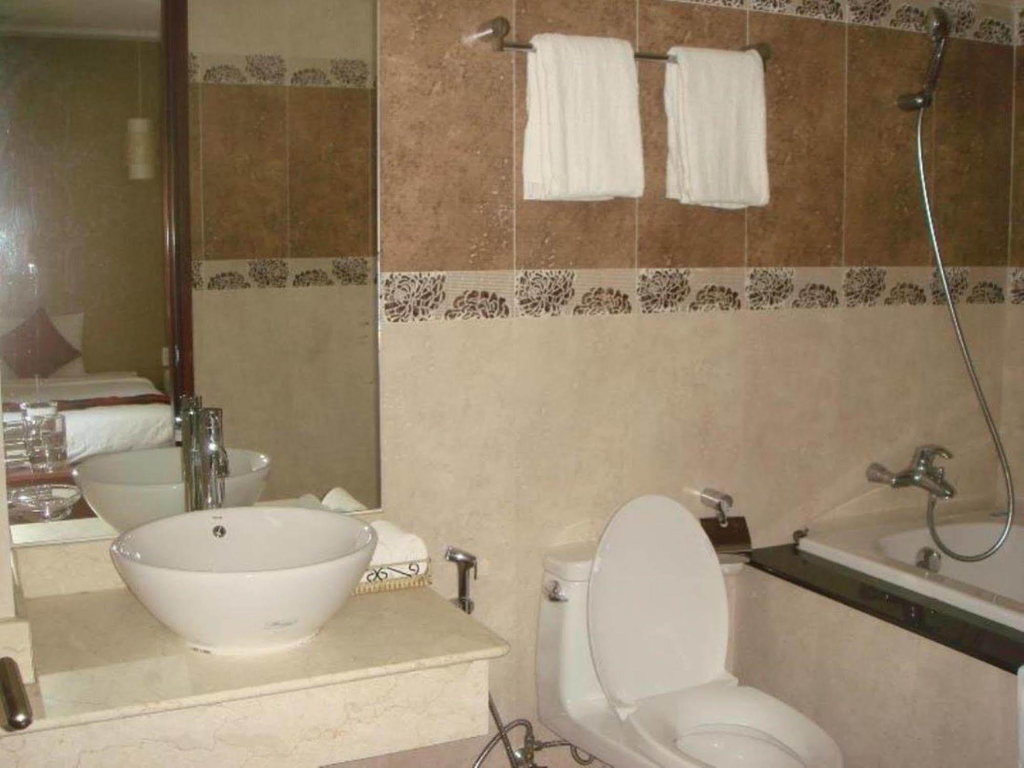 Trung Son Hotel *
