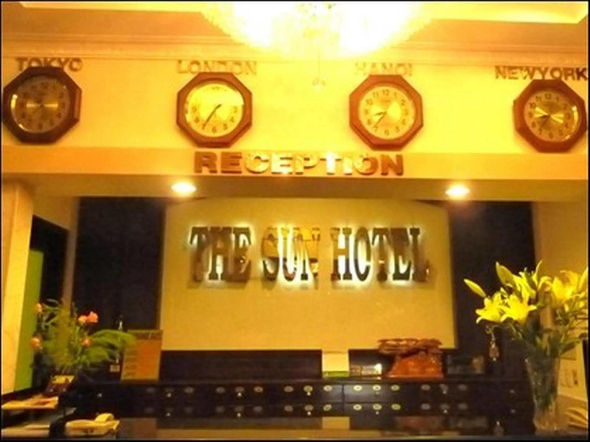 Hotel The Sun 2*