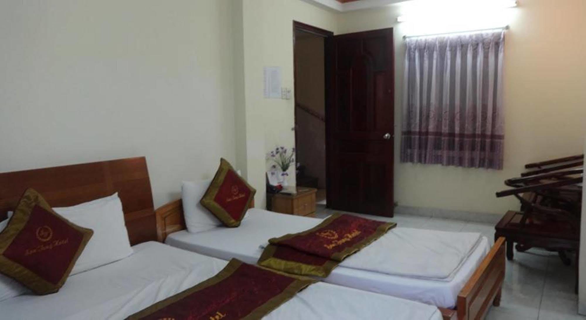 Hotel Son Tung
