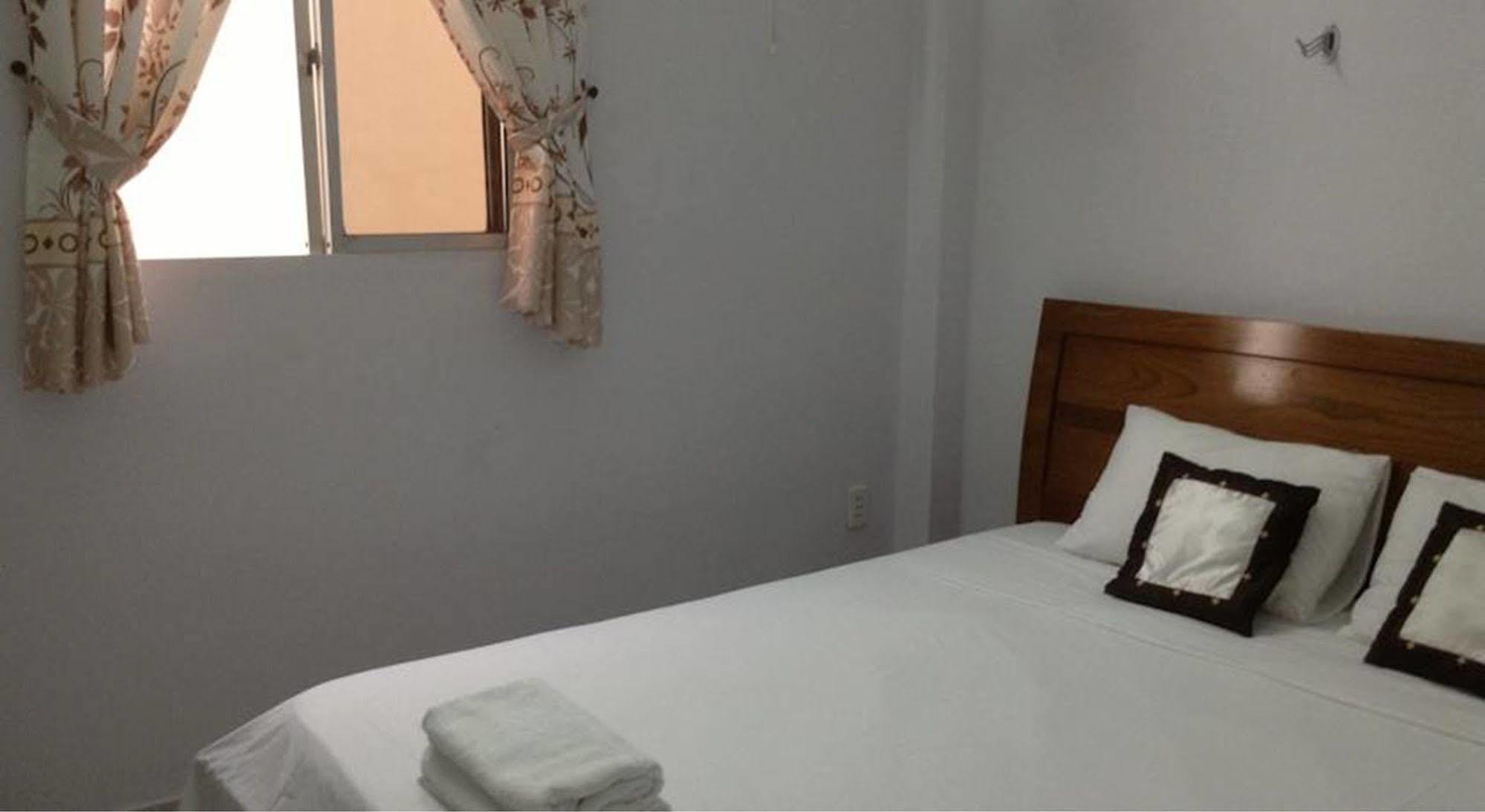 Hostel Long