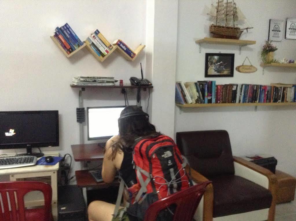 Hostel Long *