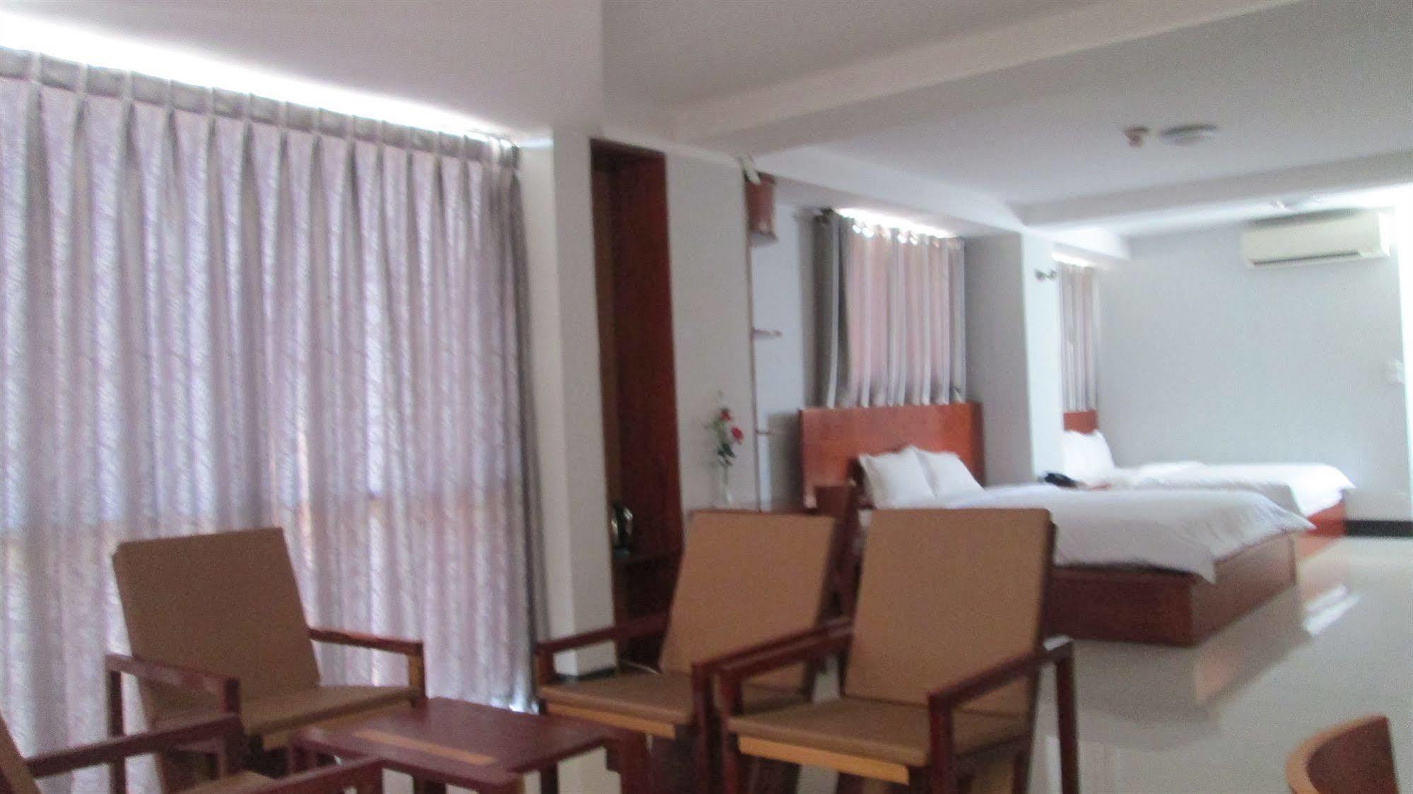 An Dong Center Chinatown Saigon Hotel