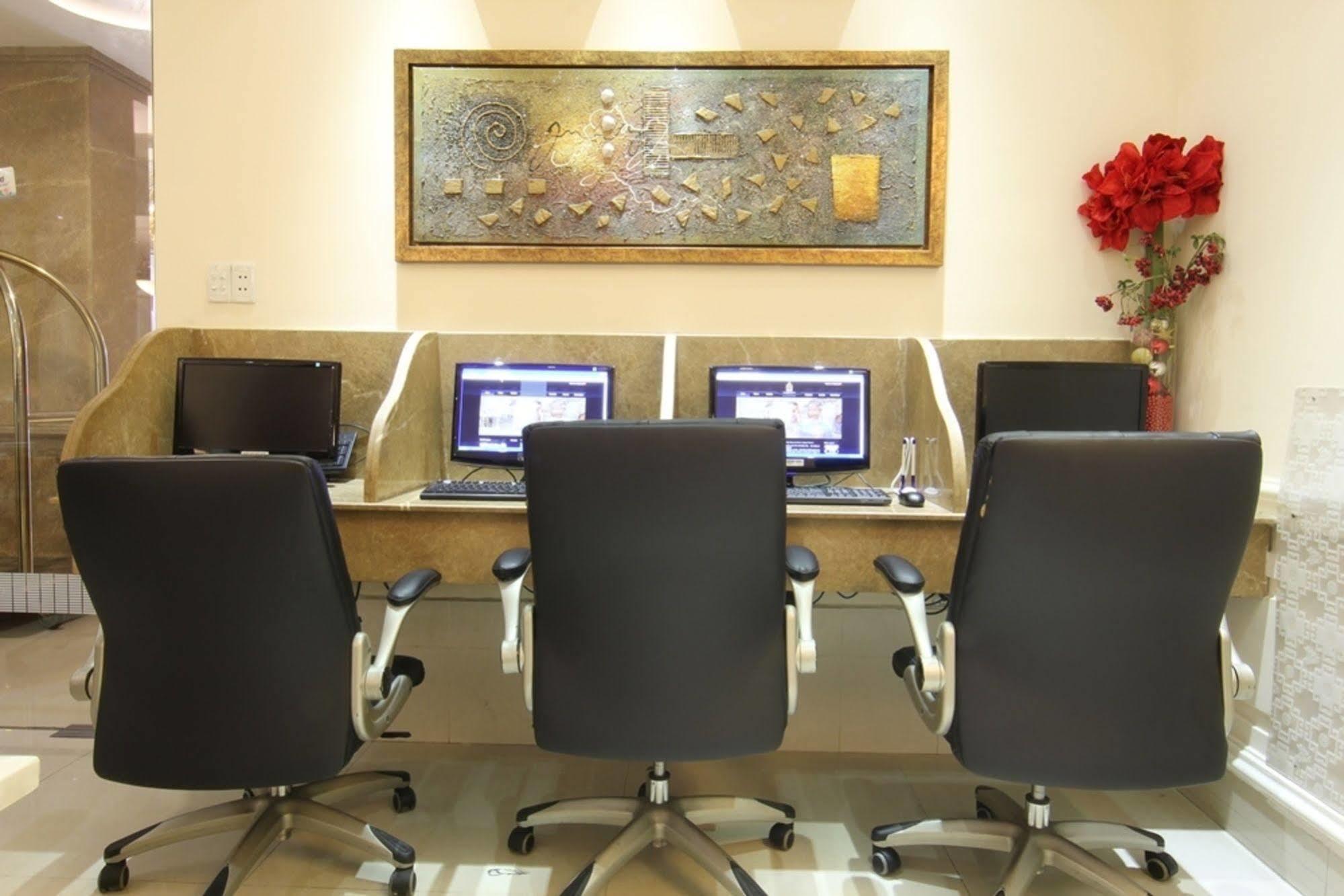 Sky Gem - Ben Thanh Hotel