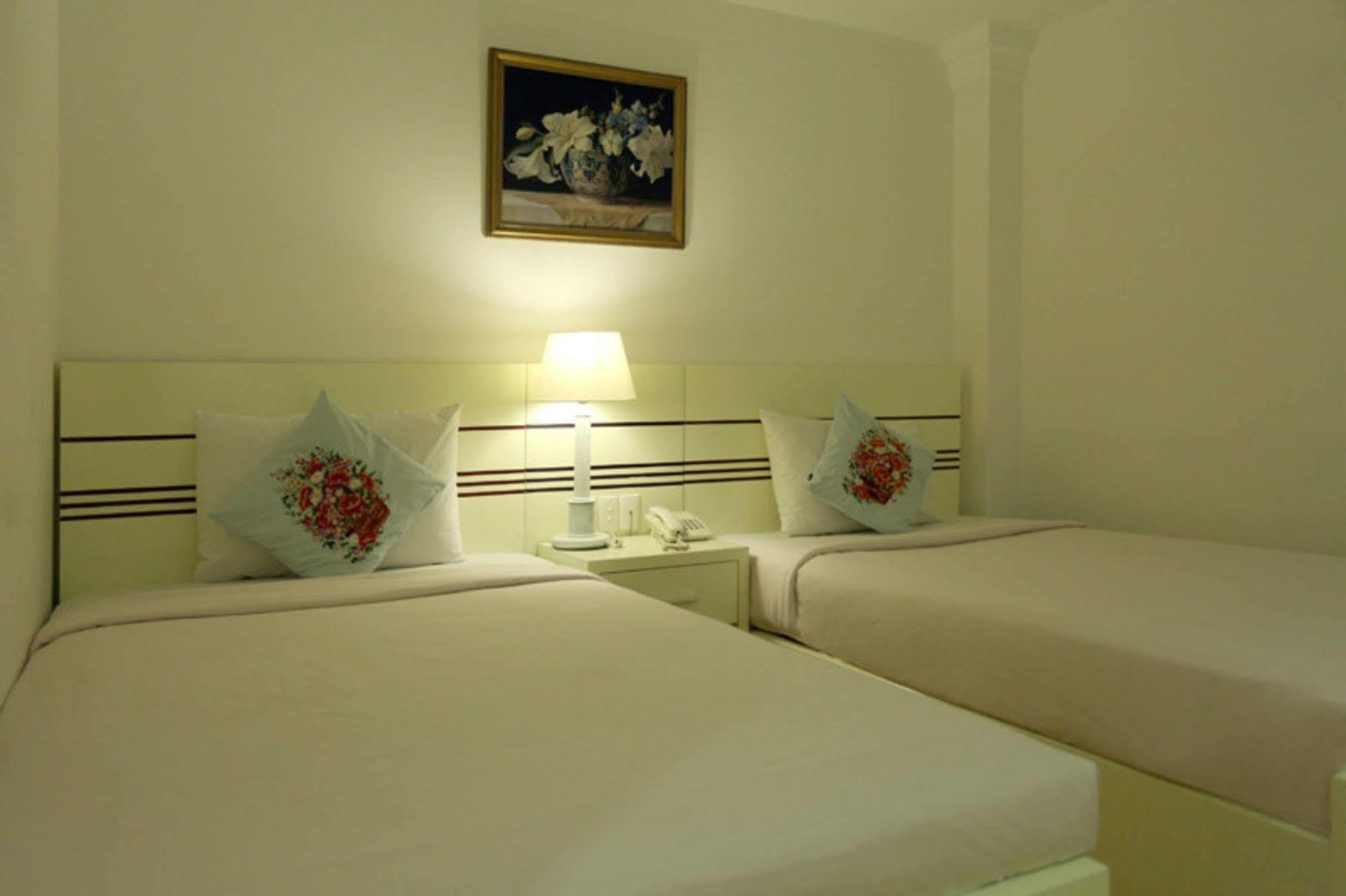 Thanh Long Hotel