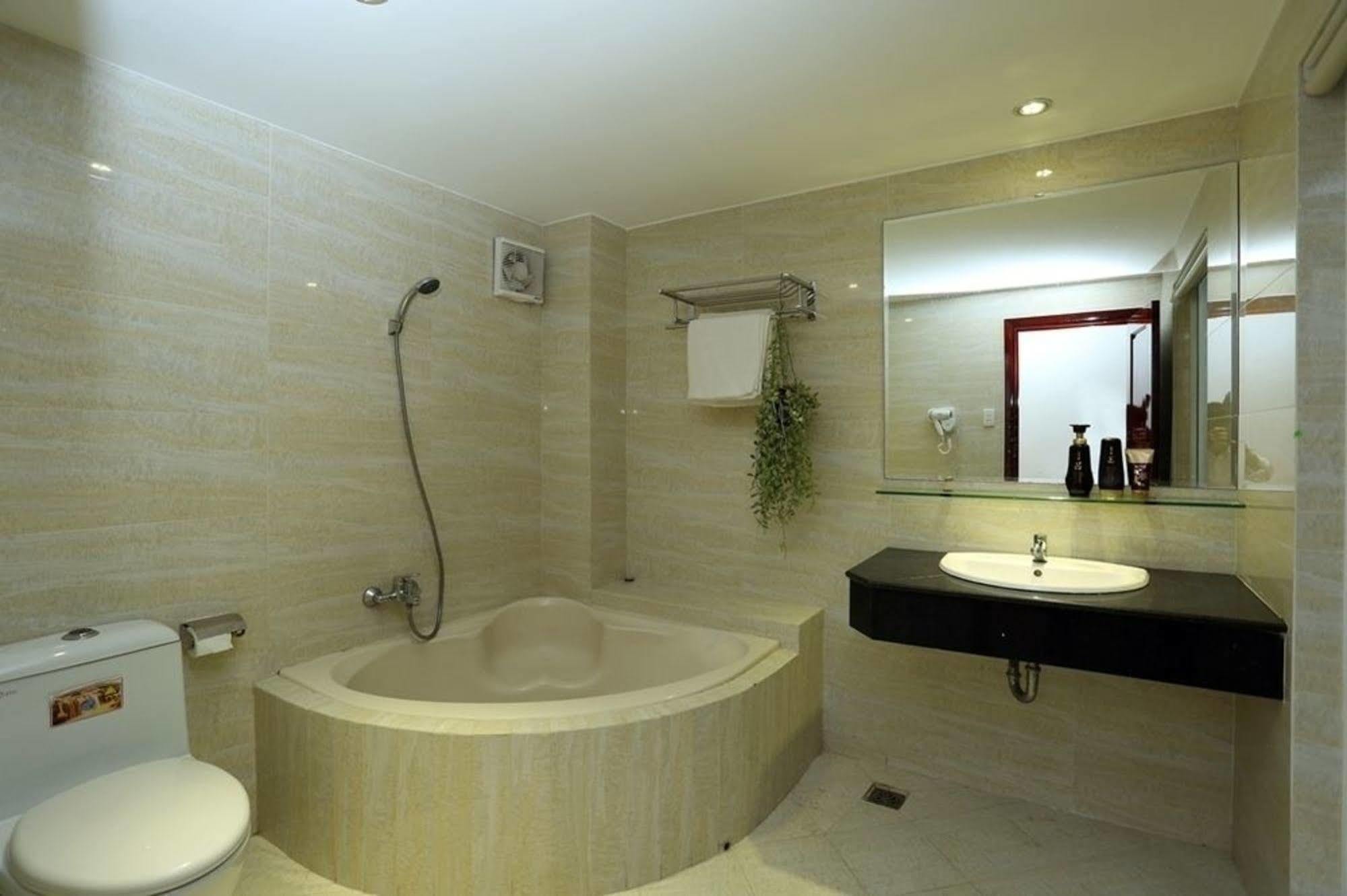 Thanh Long Hotel Ho Chi Minh City