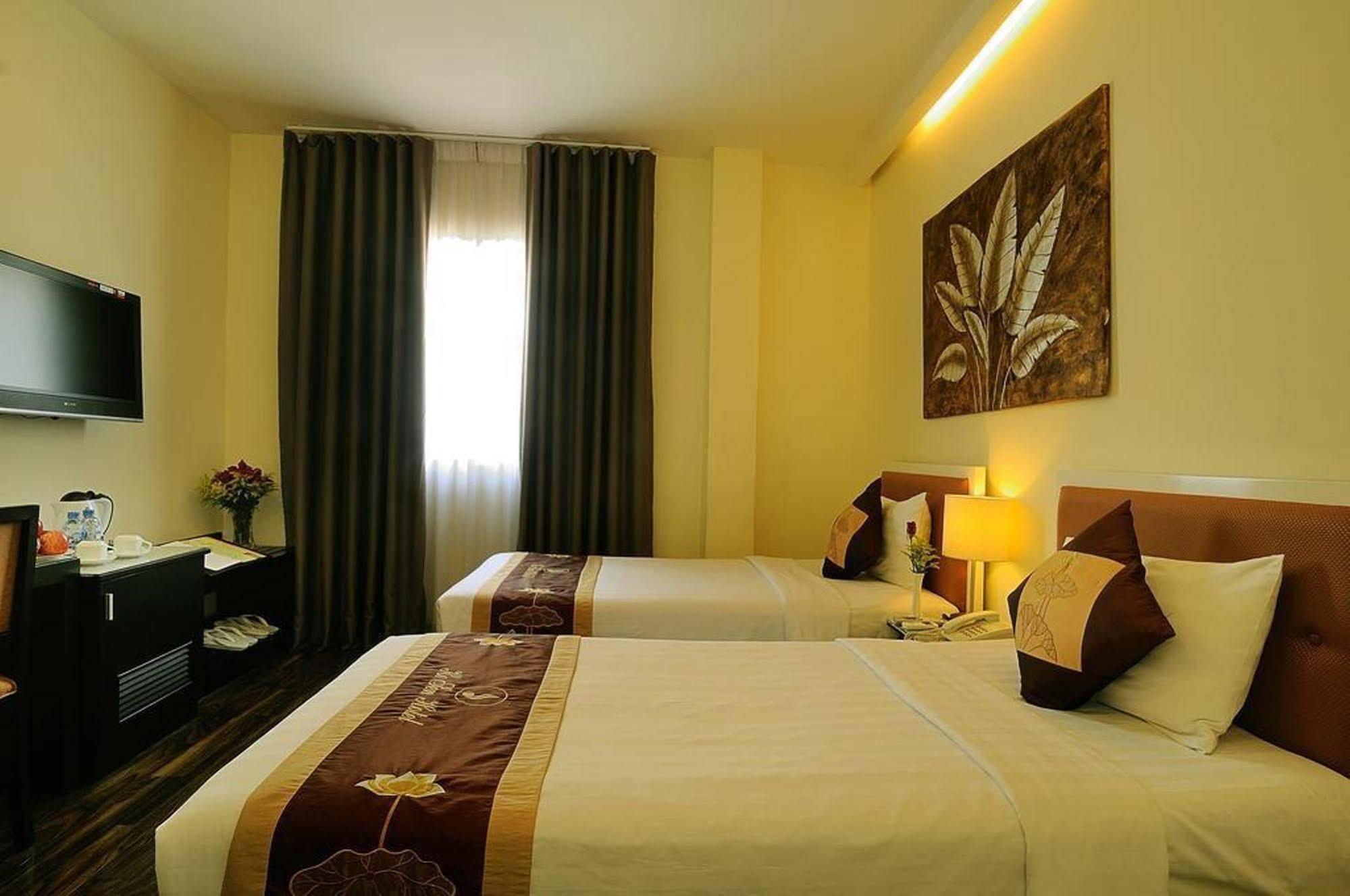Nicecy Saigon Hotel