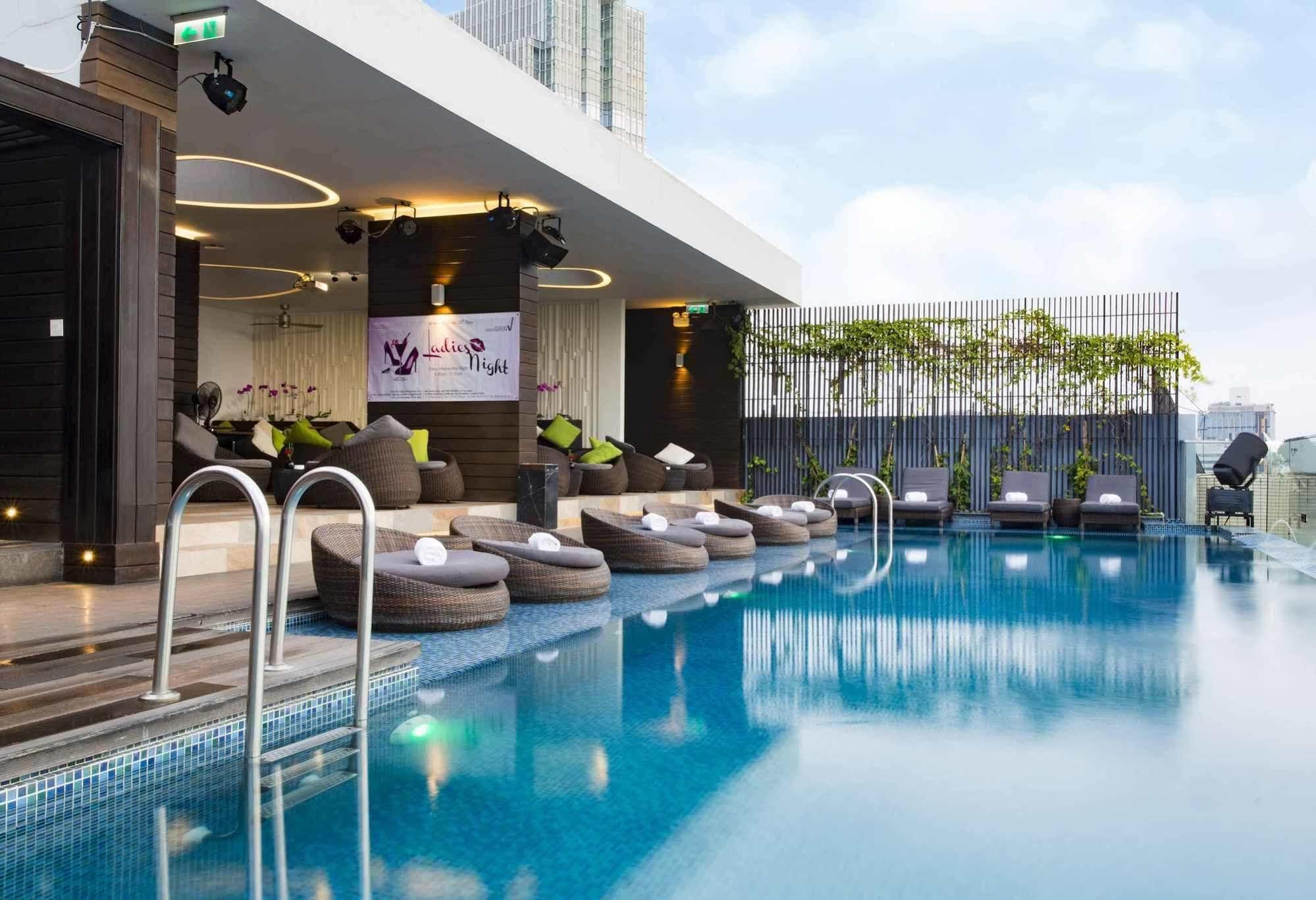 Liberty Saigon Riverside Hotel 4*