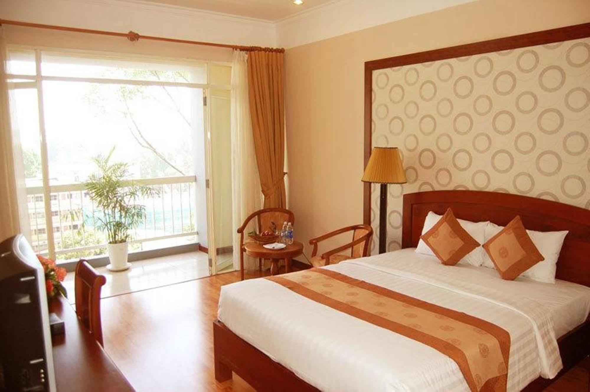 Hotel Guest House 165