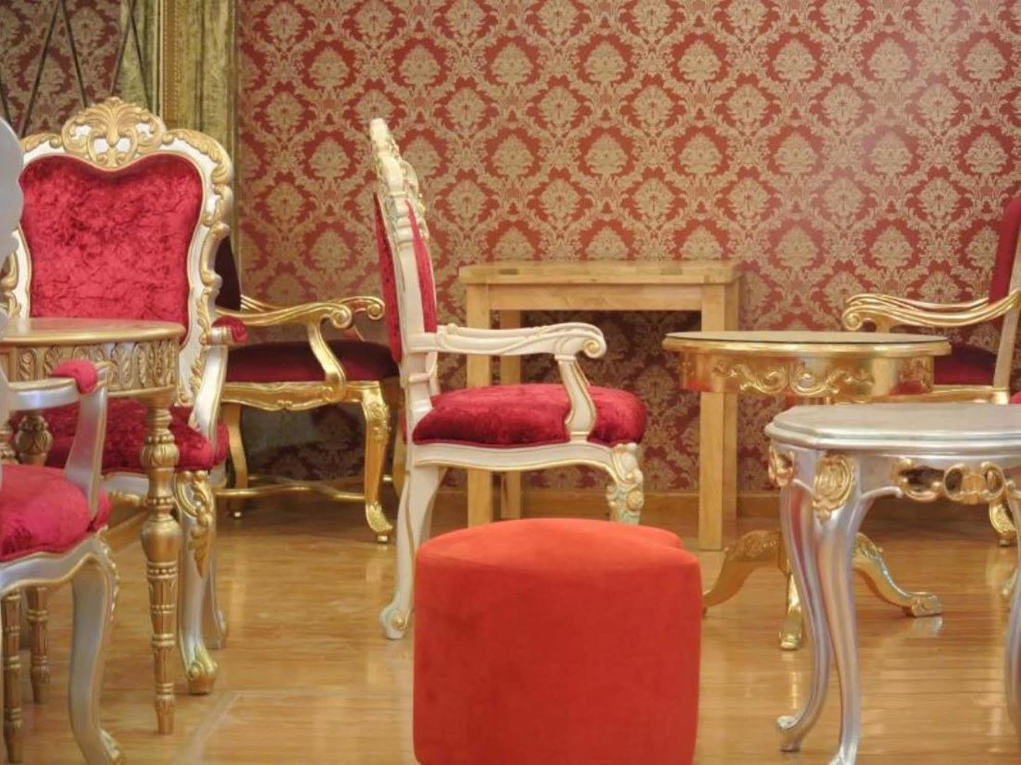 Hotel Reddoorz Bui Vien Walking Street Ho Chi Minh City