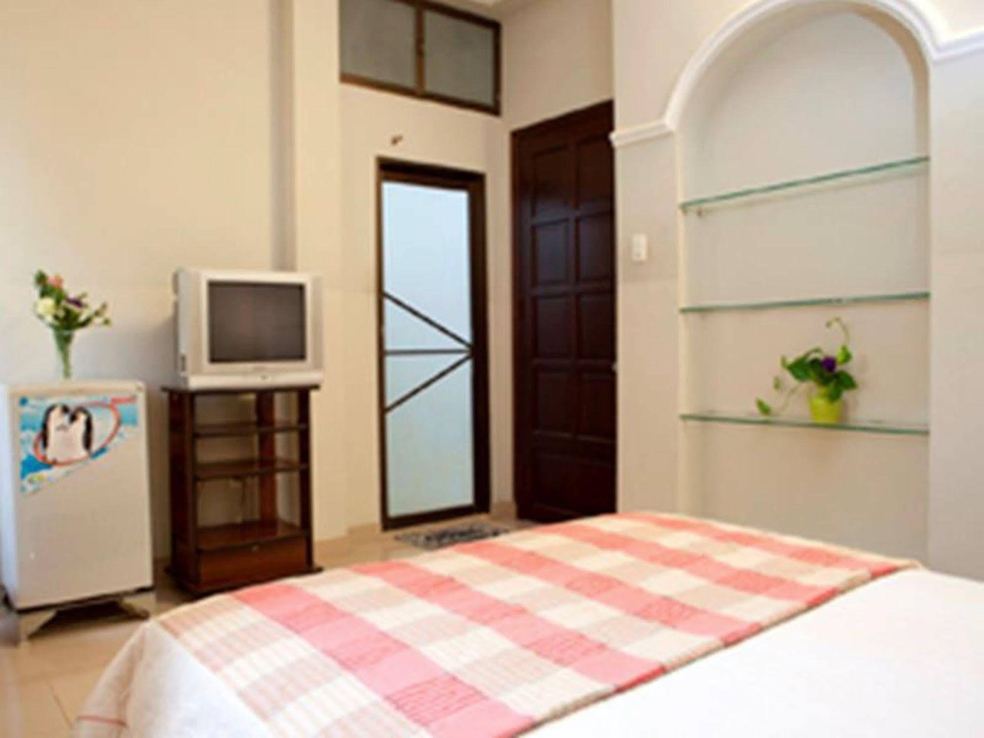 Khach San Minh Chau - Dien Bien Phu Hotel Bandar Ho Chi Minh