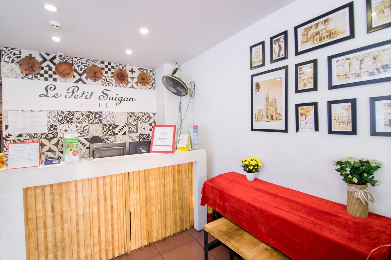 Reddoorz @ Bui Vien Walking Street 3 2* Ho Chi Minh City