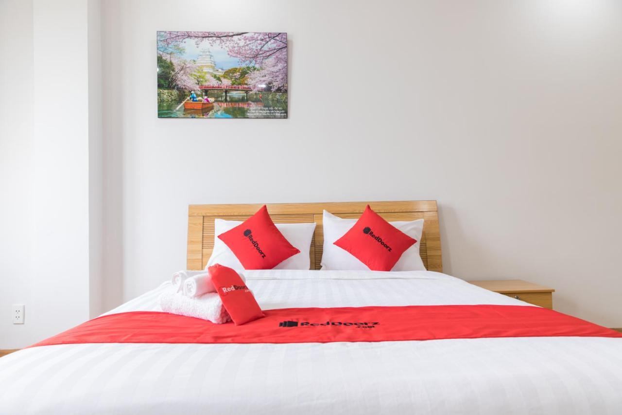 Reddoorz Premium Near E-town 3*