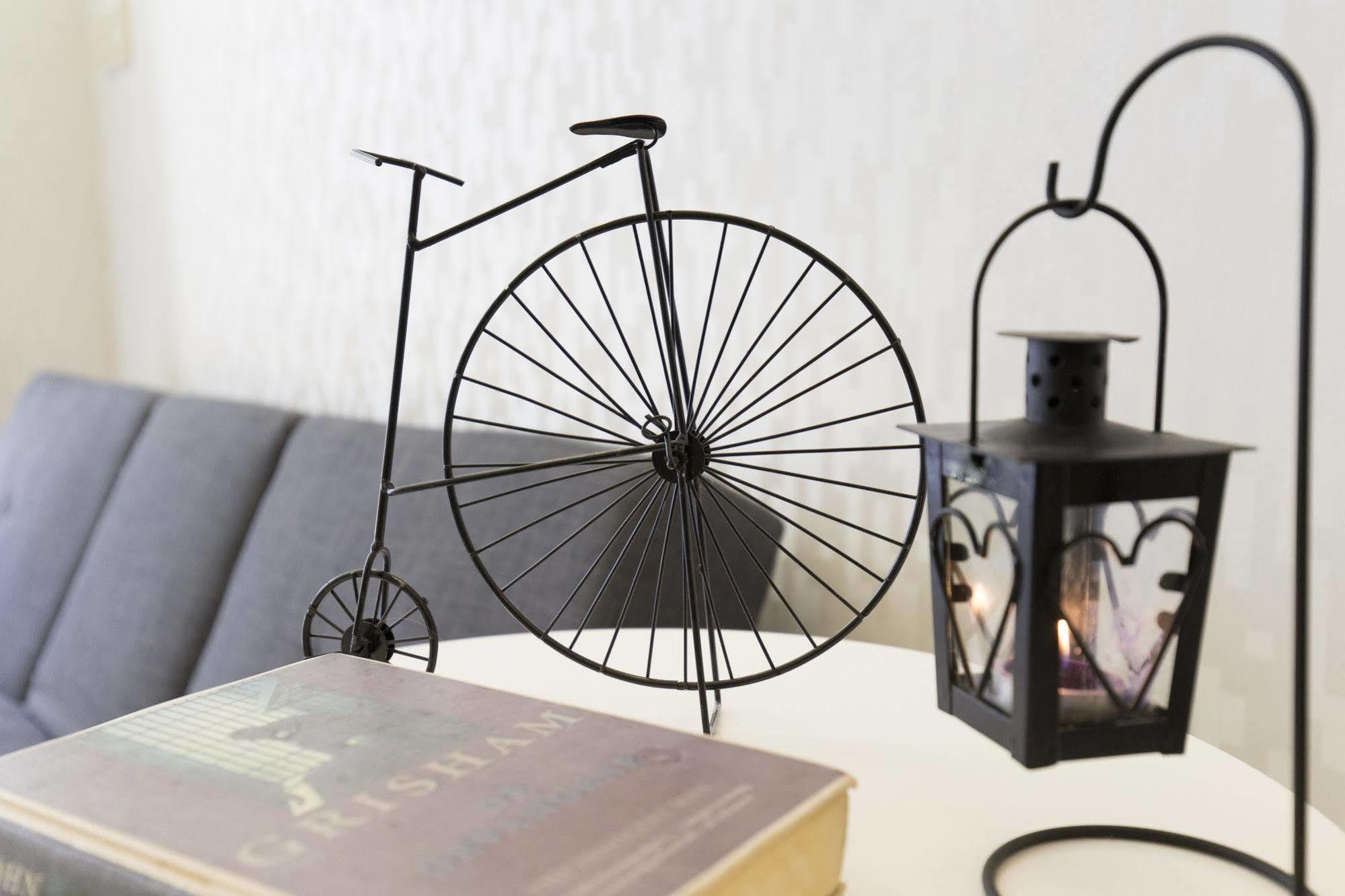 Khách sạn hẻo lánh Meraki 198 Bùi Viện 2*