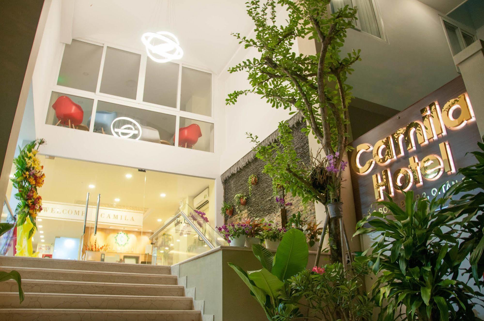 Hotel Camila 3*