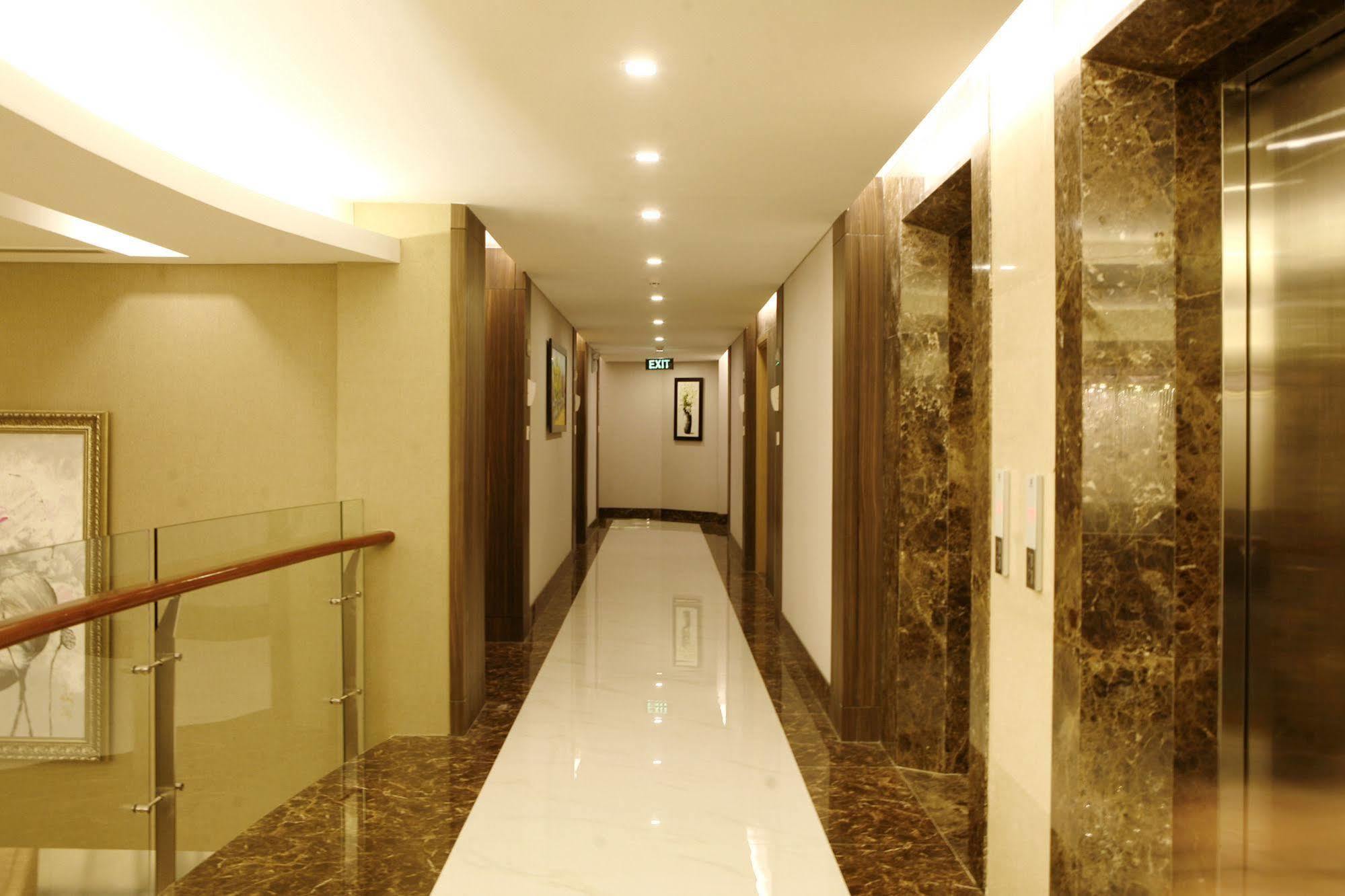 Ciao Saigon & Spa Hotel