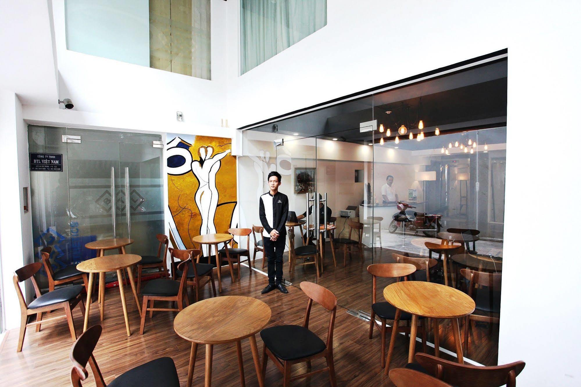 Diamond Ba Trung Aparthotel