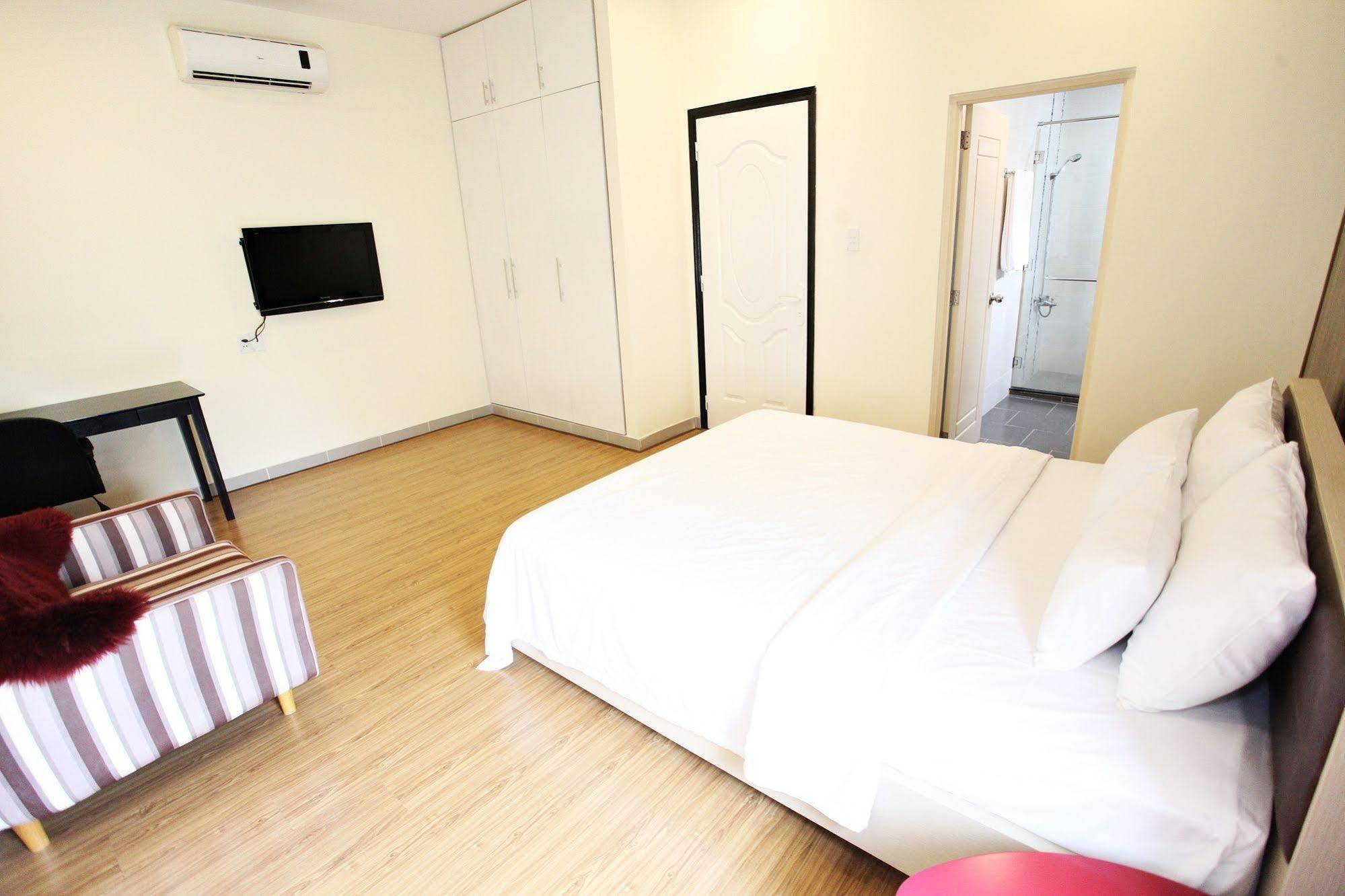 Diamond Ba Trung Aparthotel