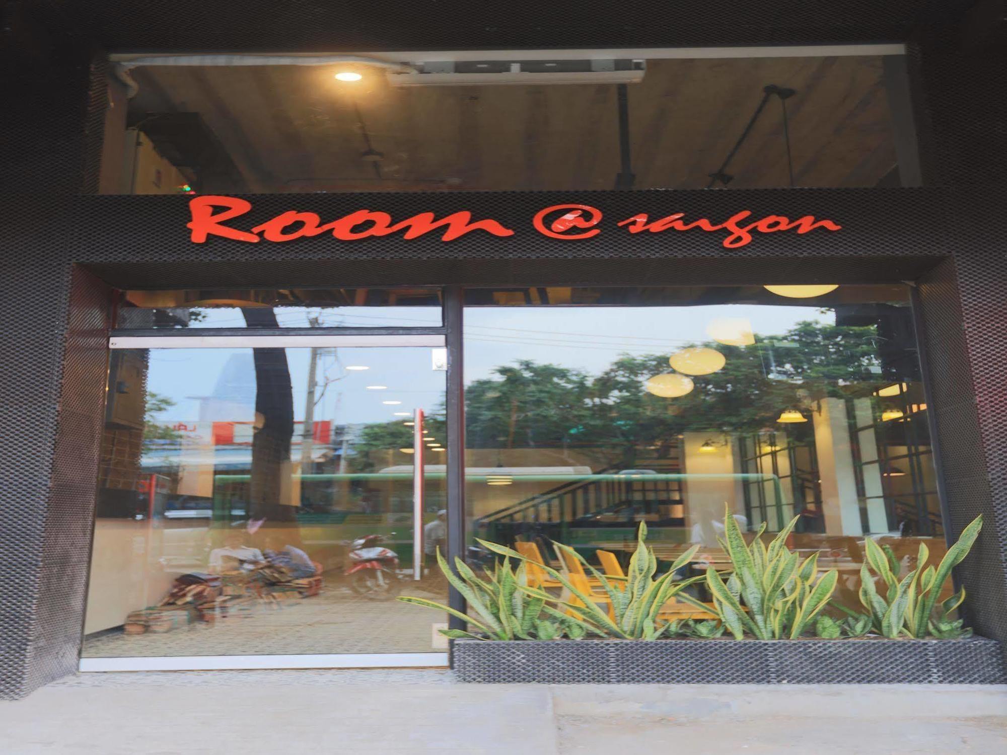 Phu Gia 193 Nguyen Thai Hoc Hotel 2*
