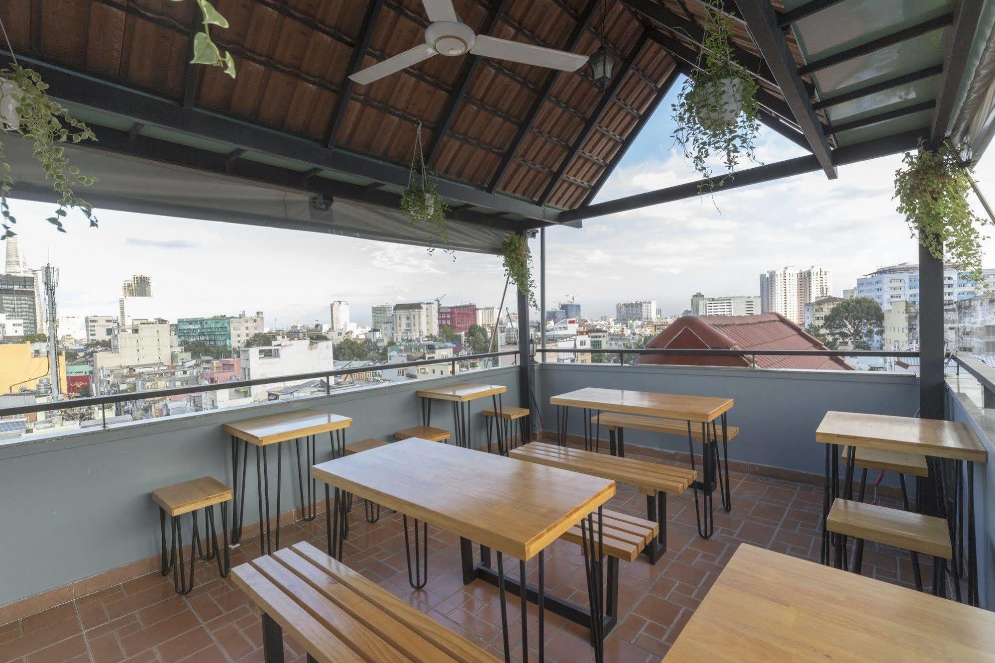 Meraki Boutique Hotel- Bui Vien-pham Ngu Lao Street Hotel