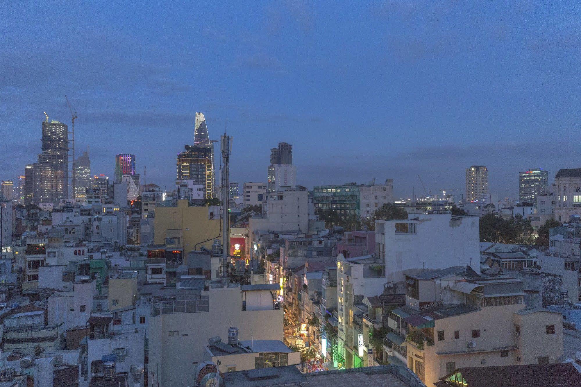 Meraki Boutique Hotel- Bui Vien-pham Ngu Lao Street Hotel