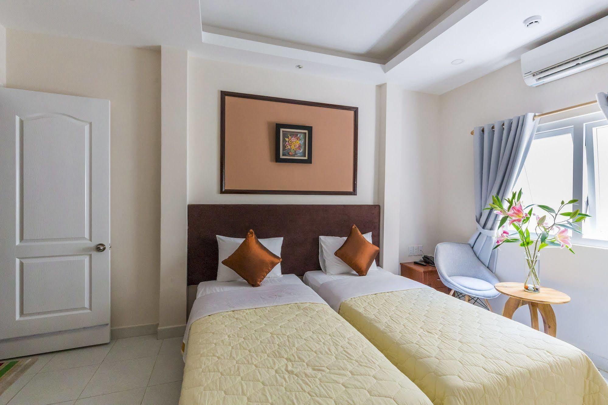 Giang Son 3 Hotel