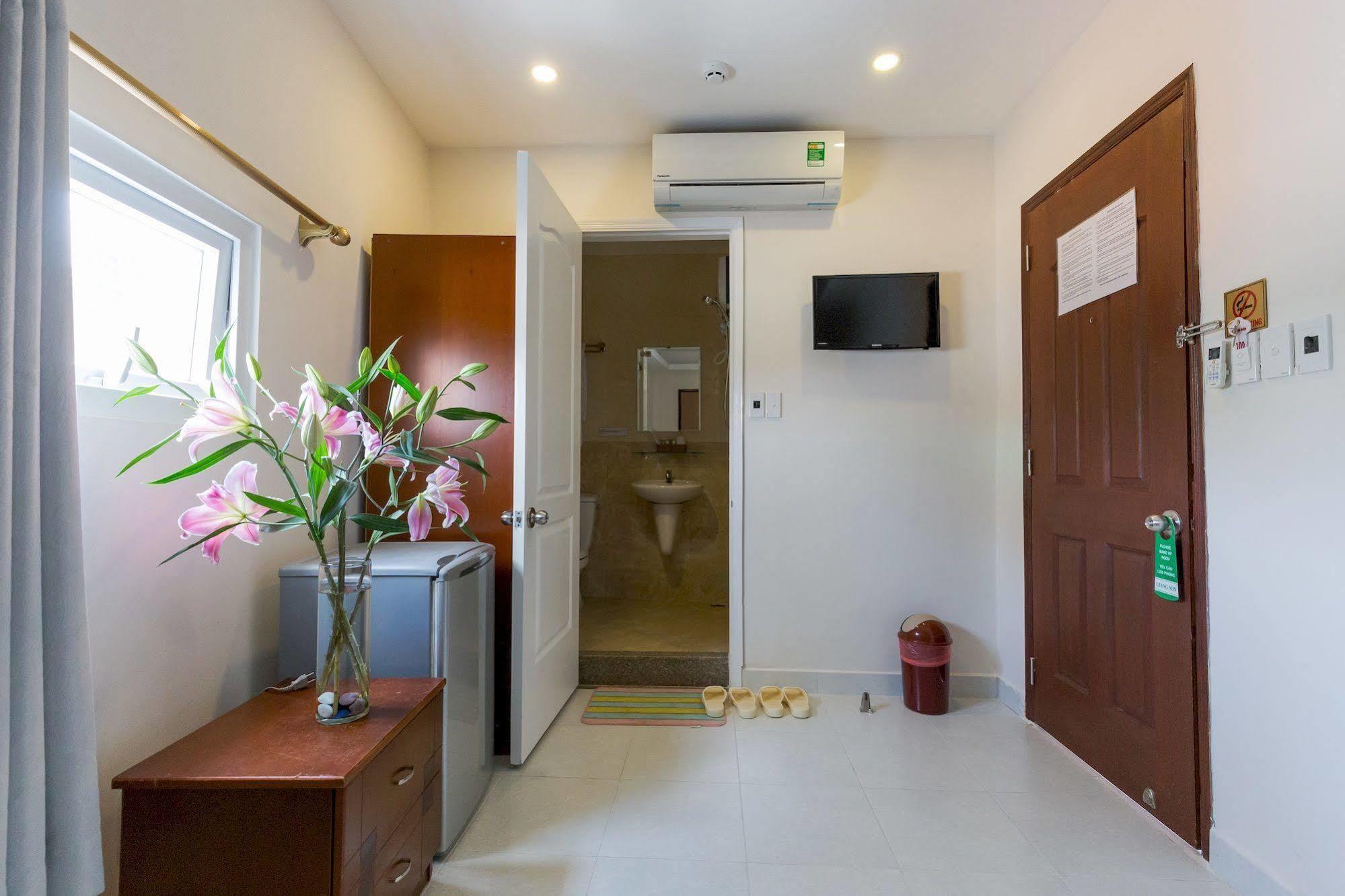Hotel Giang Son 3 2*