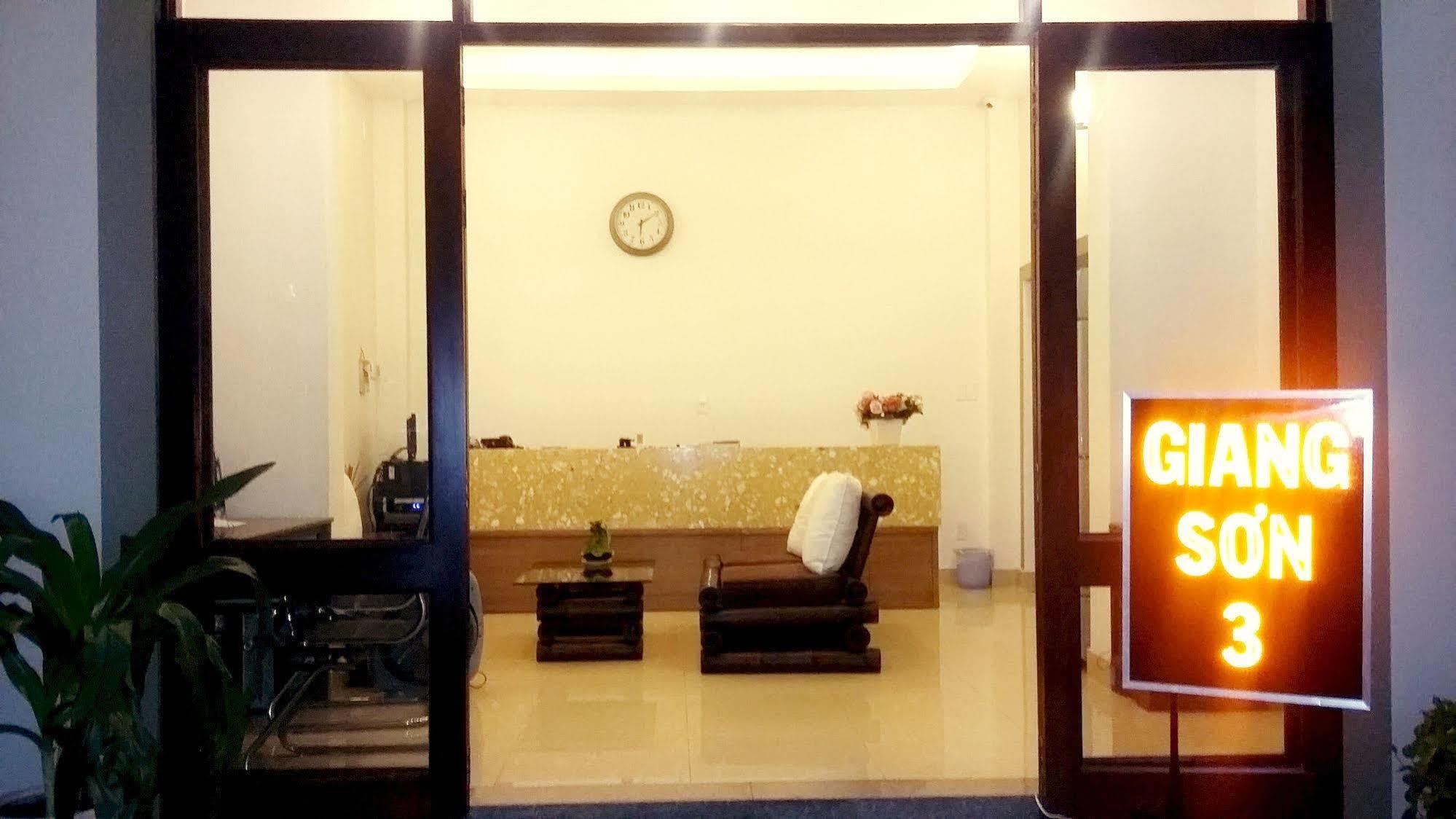 Giang Son 3 2* Ho Chi Minh City