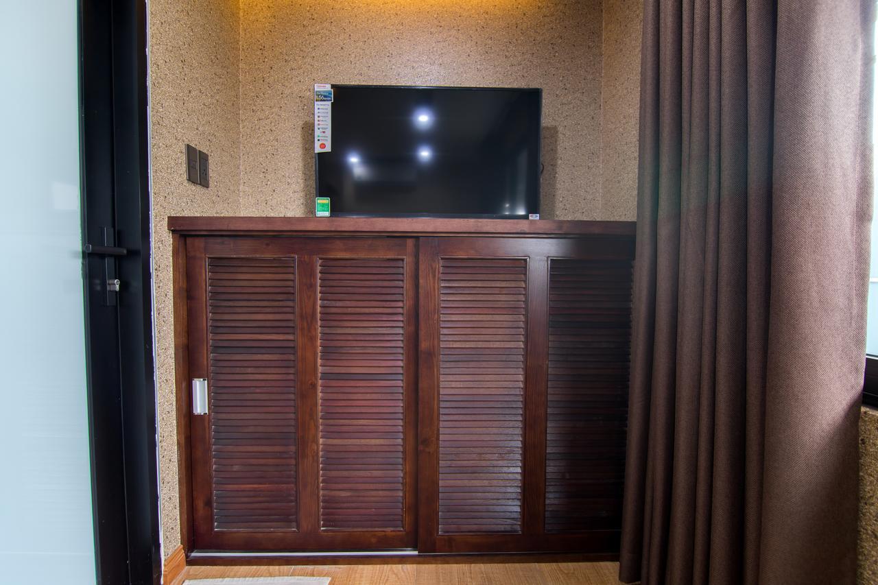 Reddoorz @ Nguyen Trai Street Hotel 3*