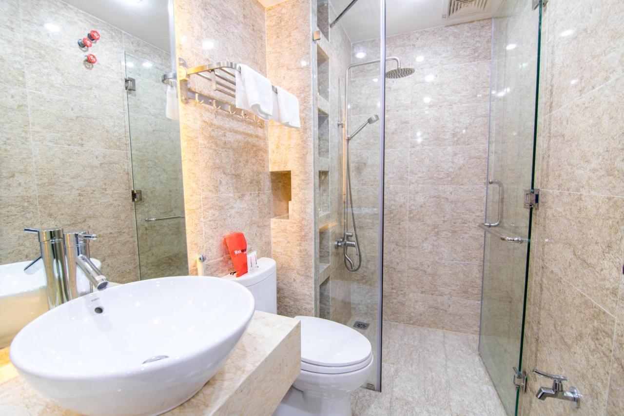 Hotel Reddoorz @ Nguyen Trai Street 3*