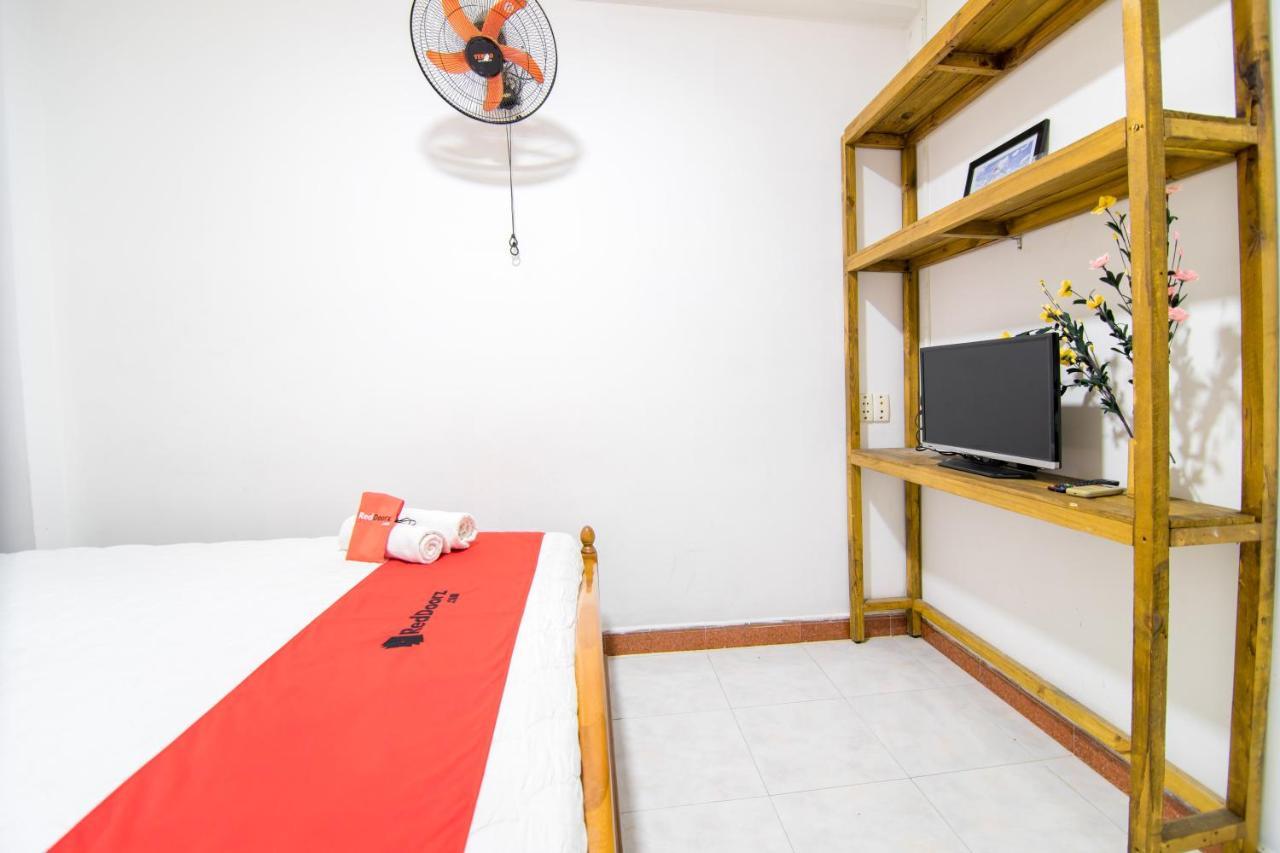 Hotel Reddoorz @ Bui Vien Walking Street 3 2*