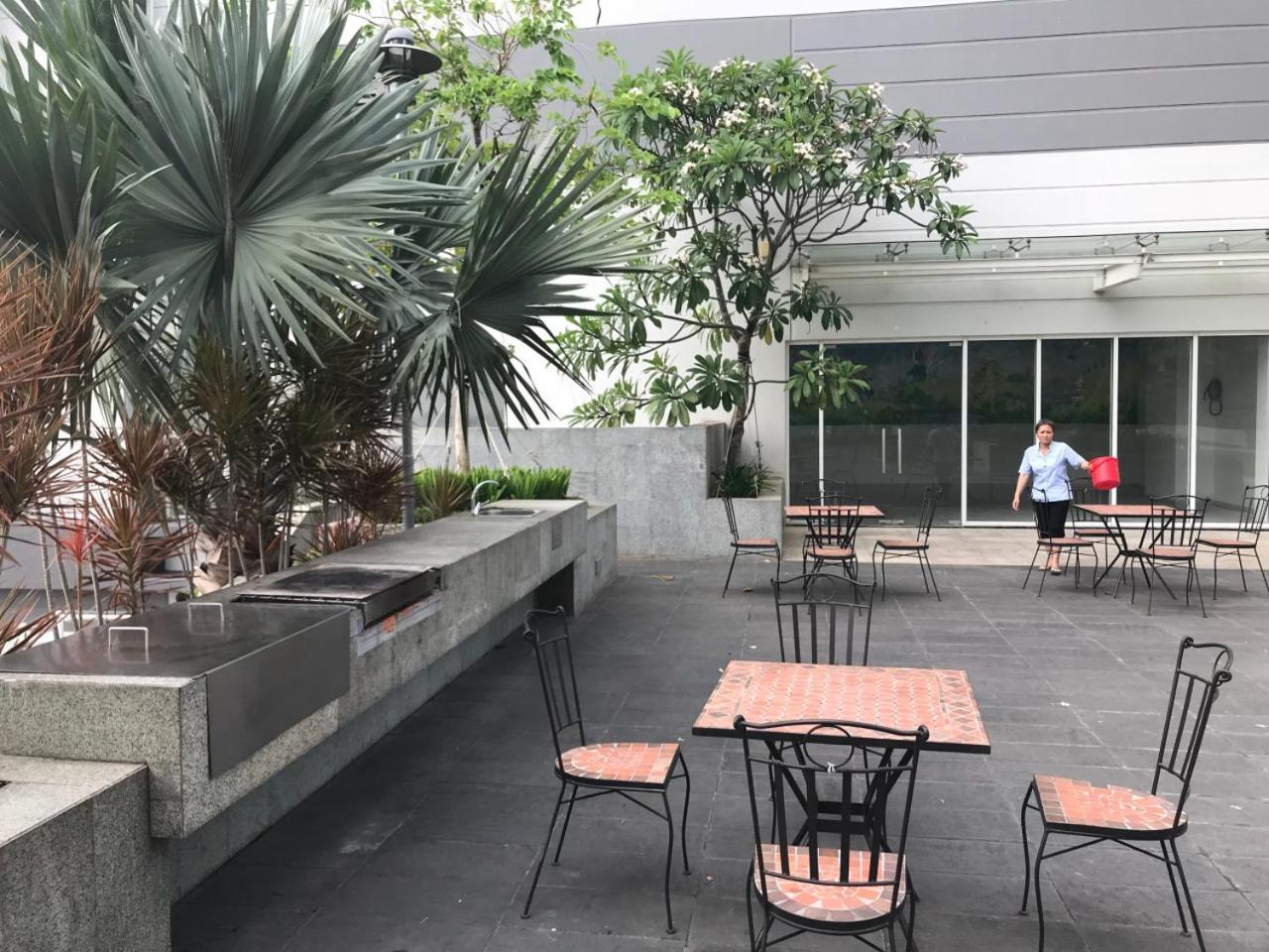 Sunrise - 5 Star Apartment