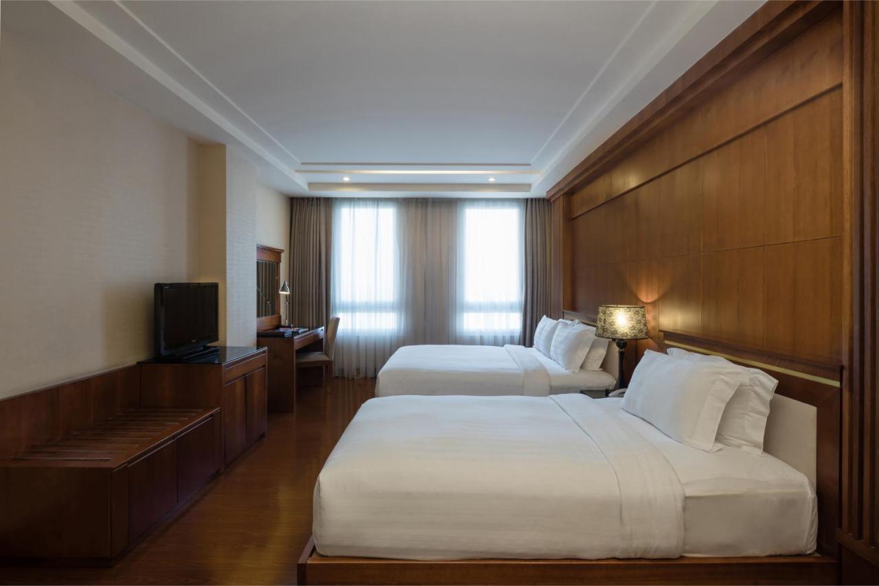 Nhat Ha L'opera Hotel Ho Chi Minh City